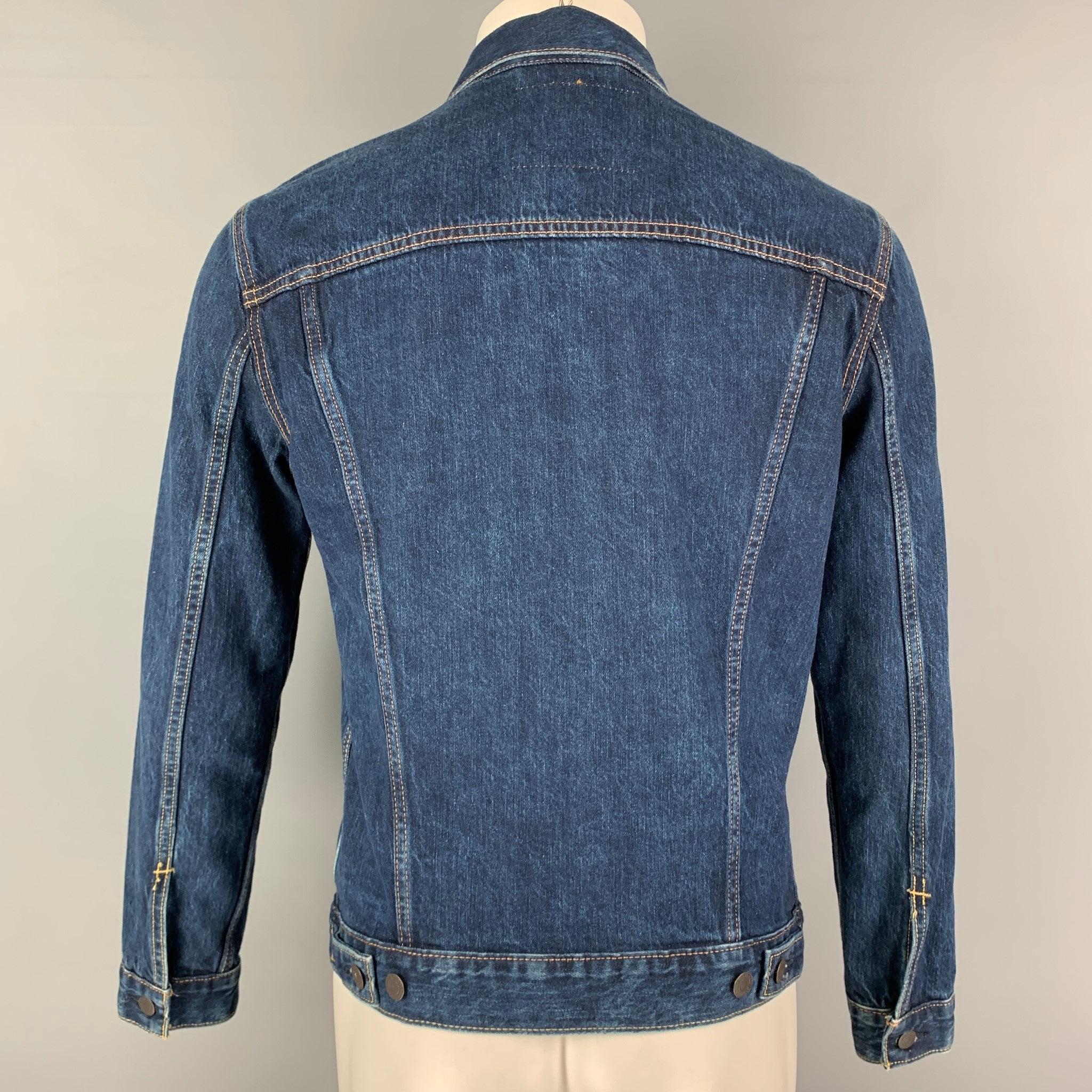 LEVI'S Size M Blue Cotton Trucker Jacket In Good Condition For Sale In San Francisco, CA