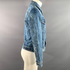 LEVI'S Truckerjacke aus Baumwolle in Größe M, blau-weiß mit Farbspritzern