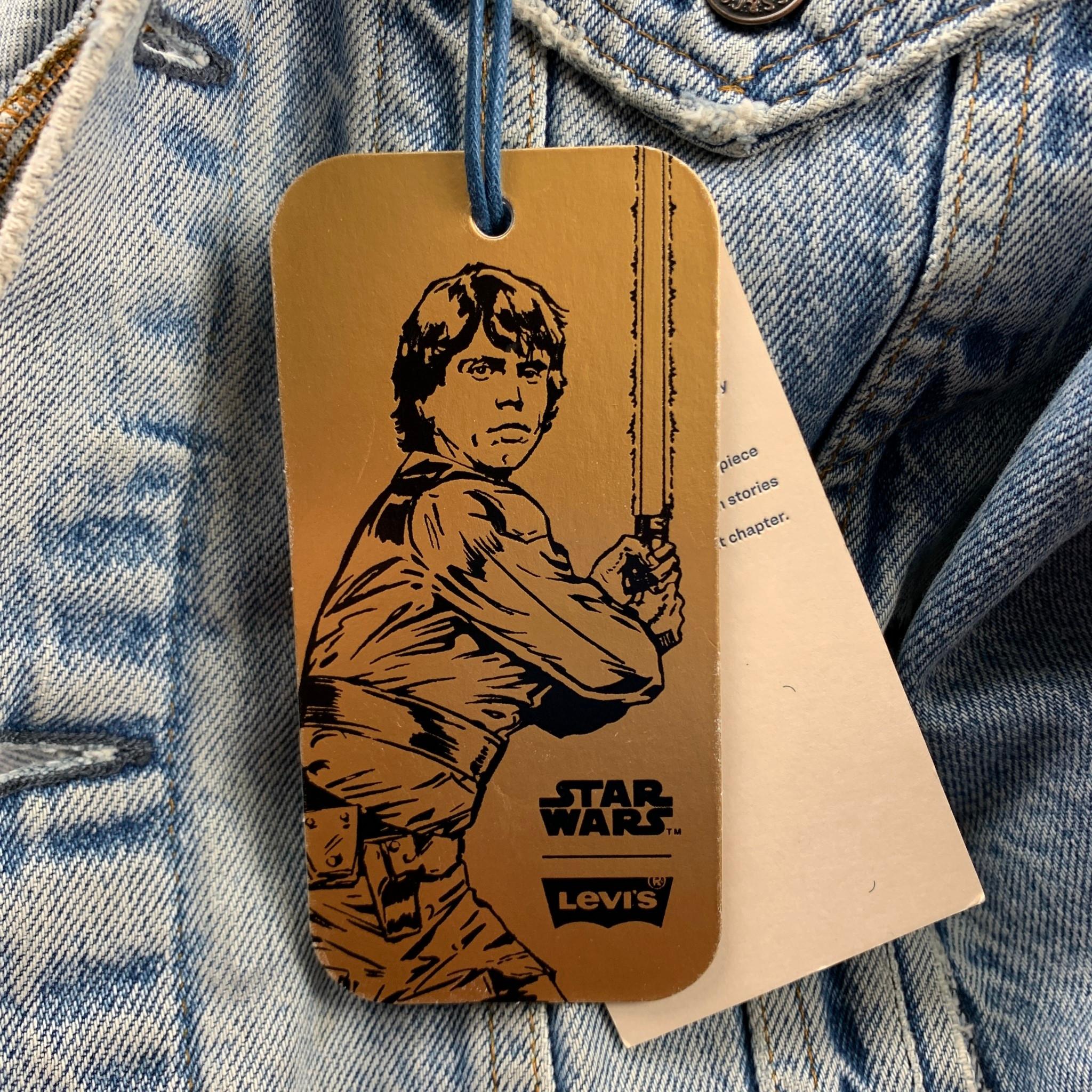 LEVI'S Star Wars Limited Edition Size 38 Blue Embroidery Denim Trucker Jacket In New Condition In San Francisco, CA