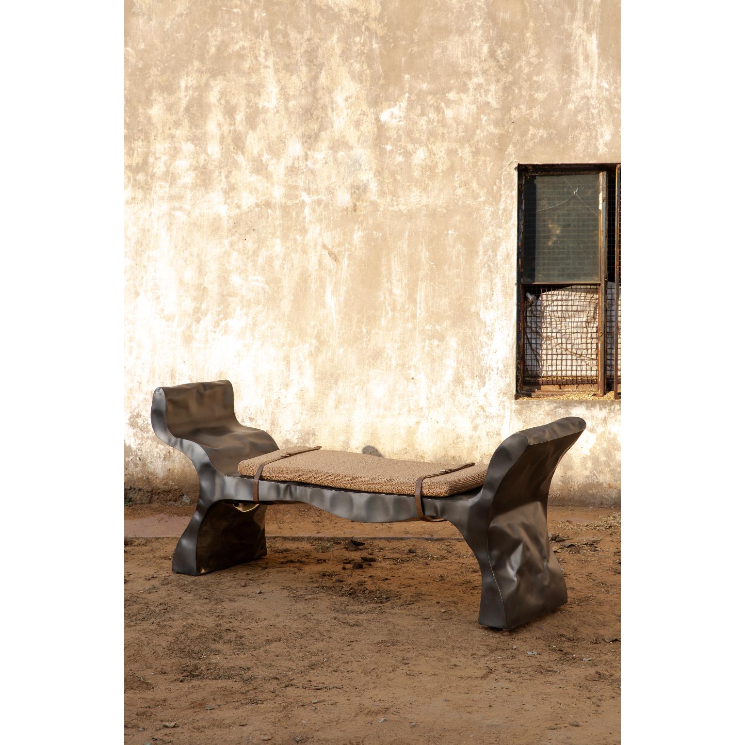 Indien Banc Levitar de NITUSH AROOSH en vente