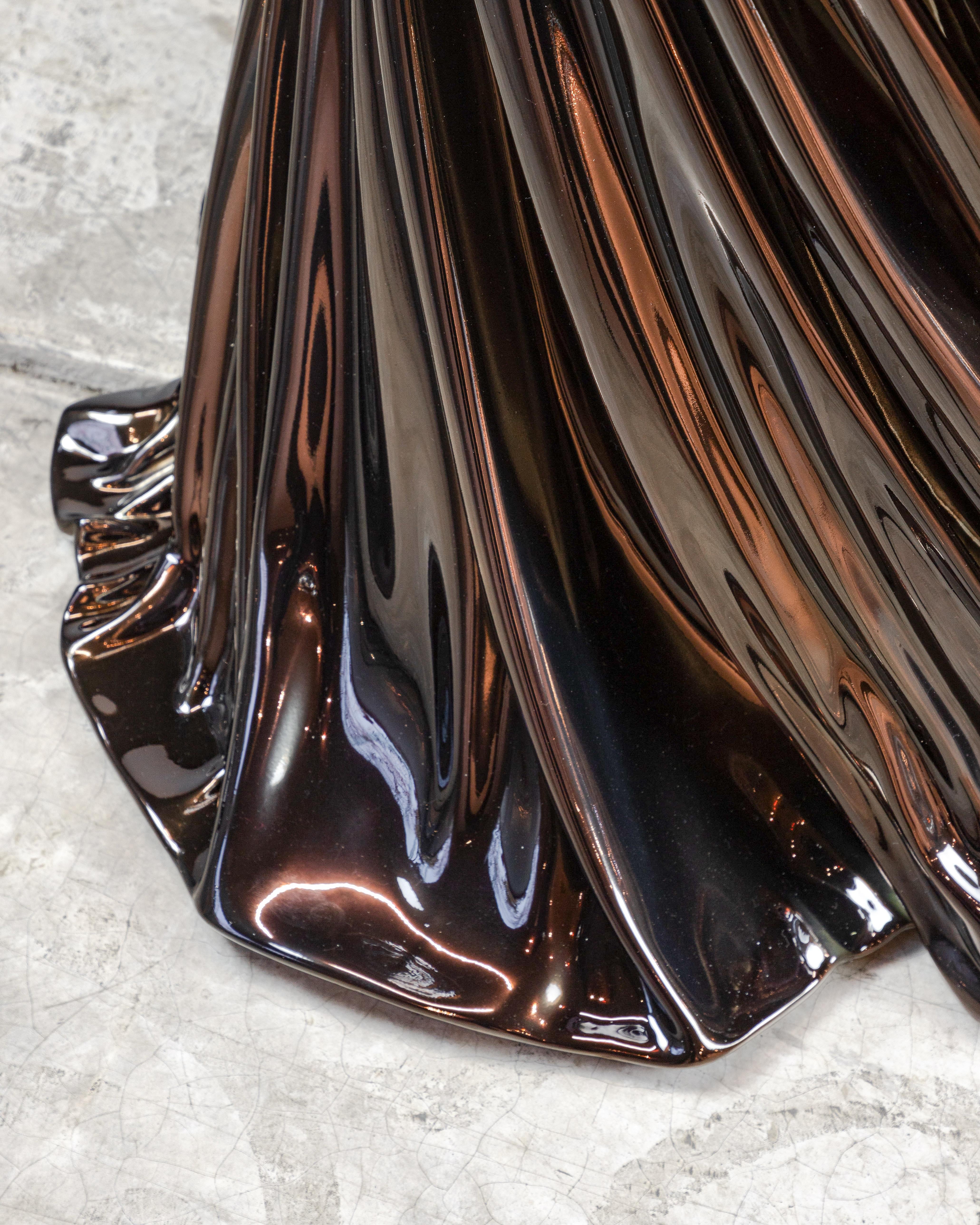 Résine Levitaz Twirl Side Table Chrome Black en vente