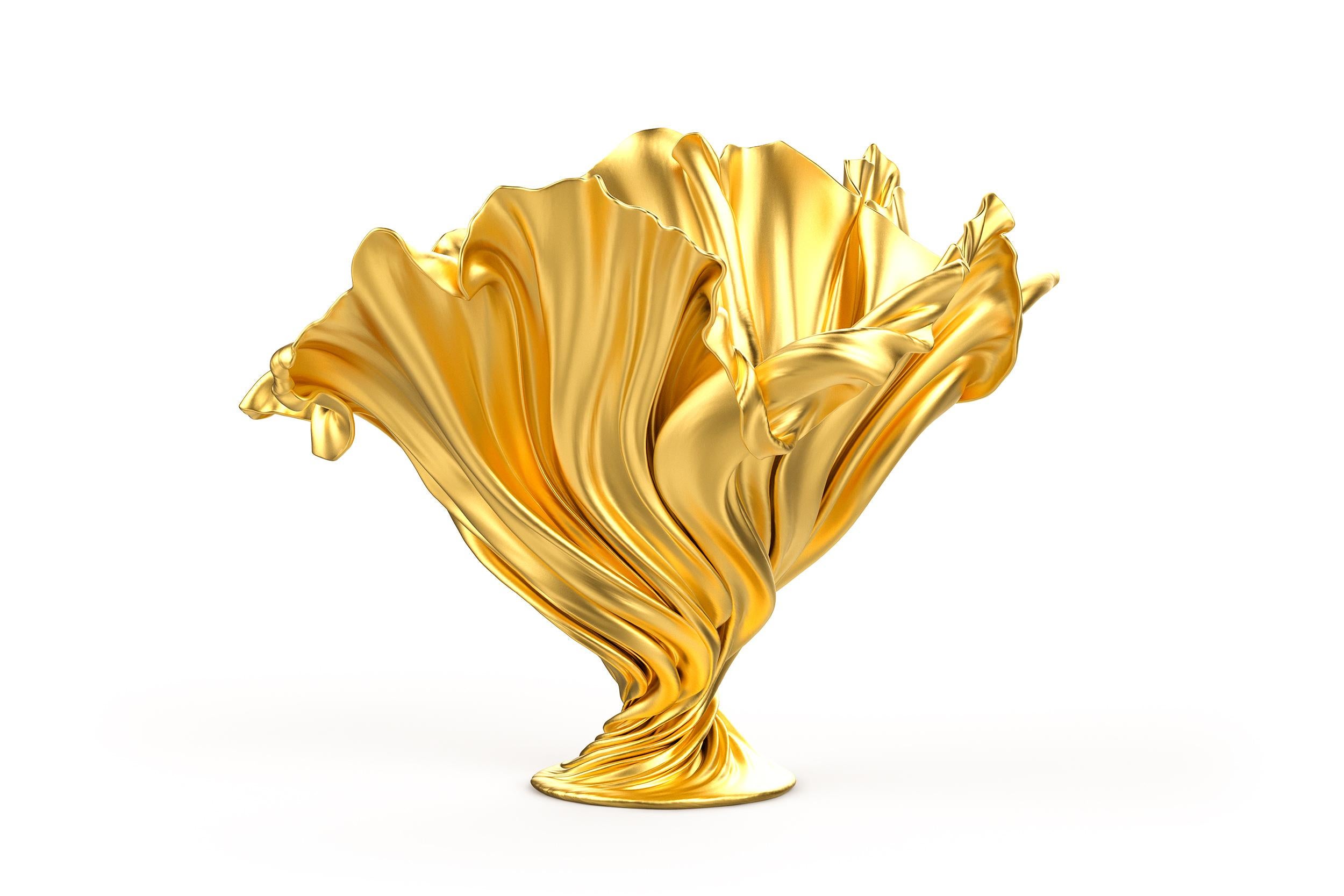 With its use of metallic colours and textures, and its exploration of balance, flow, and depth, the Flora Vase consistently surprises in identifying parallels between the natural world and that of artifice. It explores the connections between the