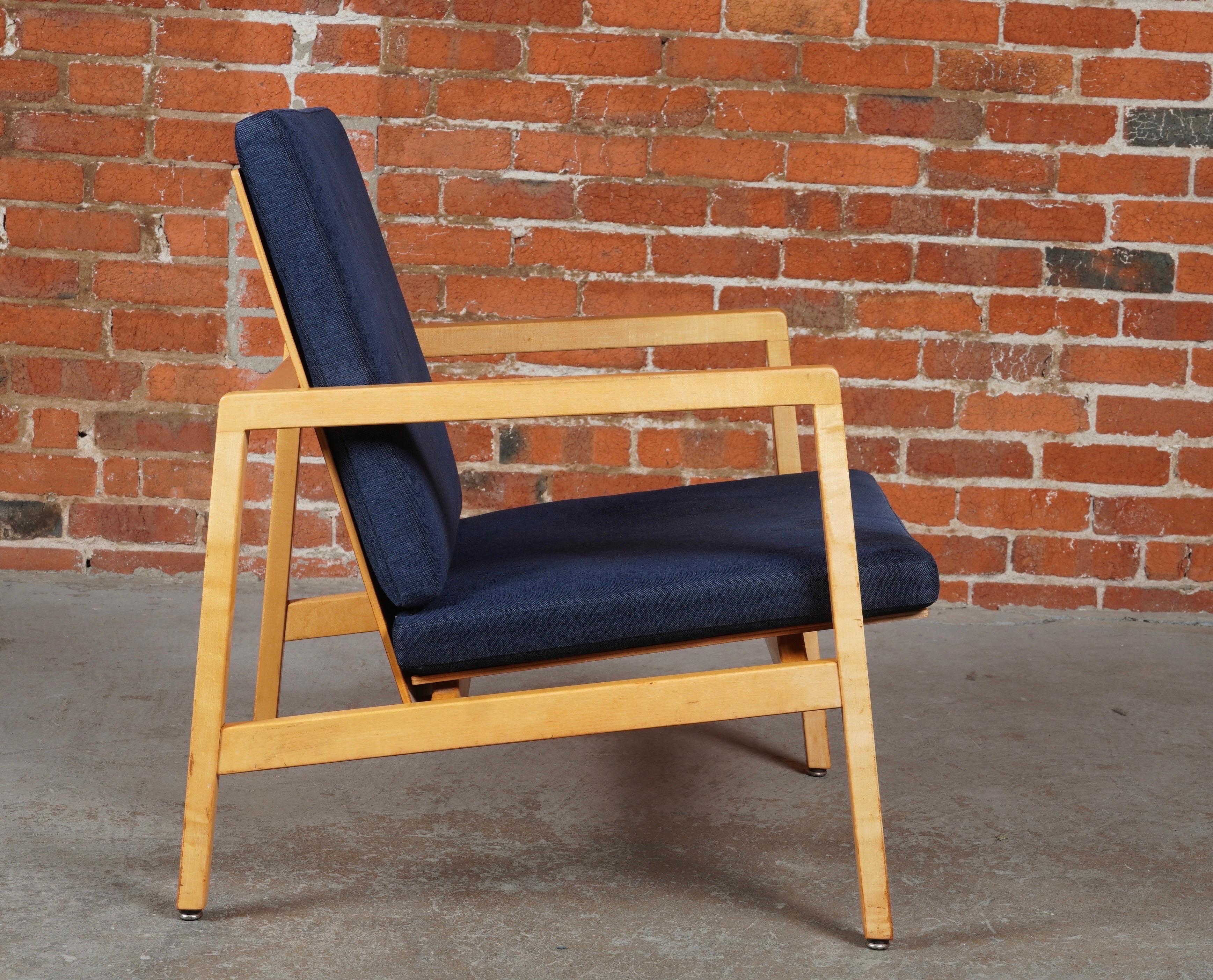 American Lewis Butler Armchair for Knoll For Sale