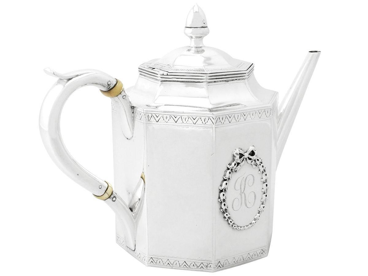 Antique Lewis Cary American Silver Teapot In Excellent Condition For Sale In Jesmond, Newcastle Upon Tyne