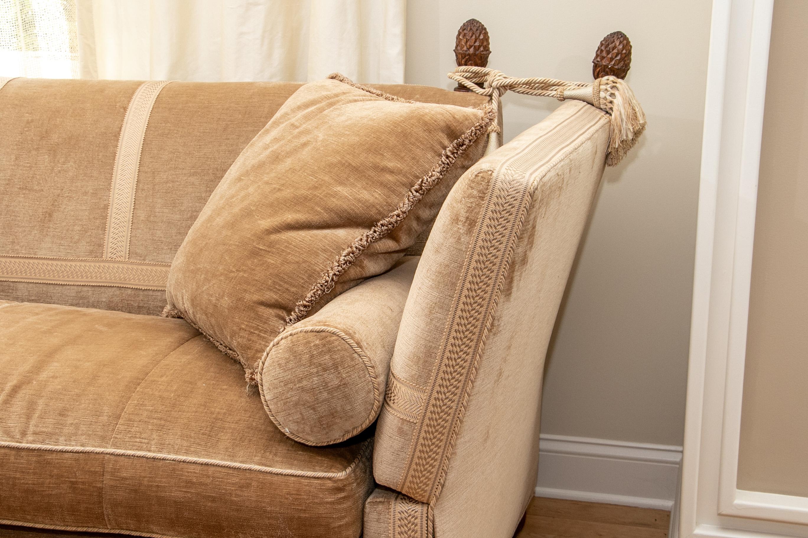 Lewis Mittman Knole-House Style Sofa with Adjustable Sides In Good Condition In Bridgeport, CT