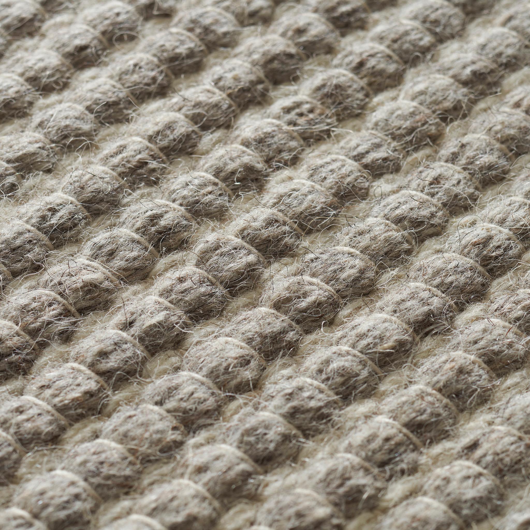 Lex 8x10ft in lana grigia con design a coste, tappeto di lusso tessuto a mano in vendita 2