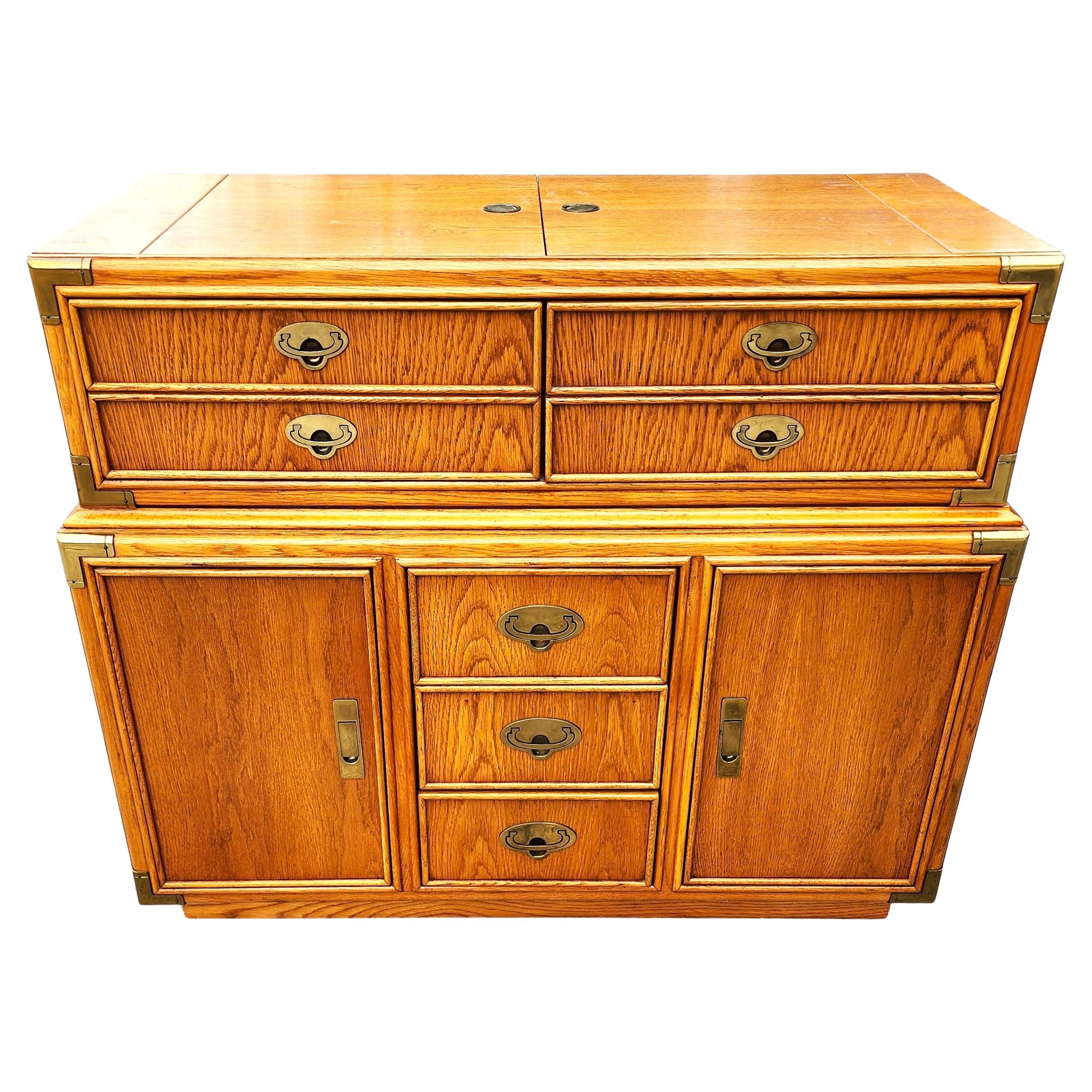 Credenza Lexington Campaigner Dry Bar in vendita