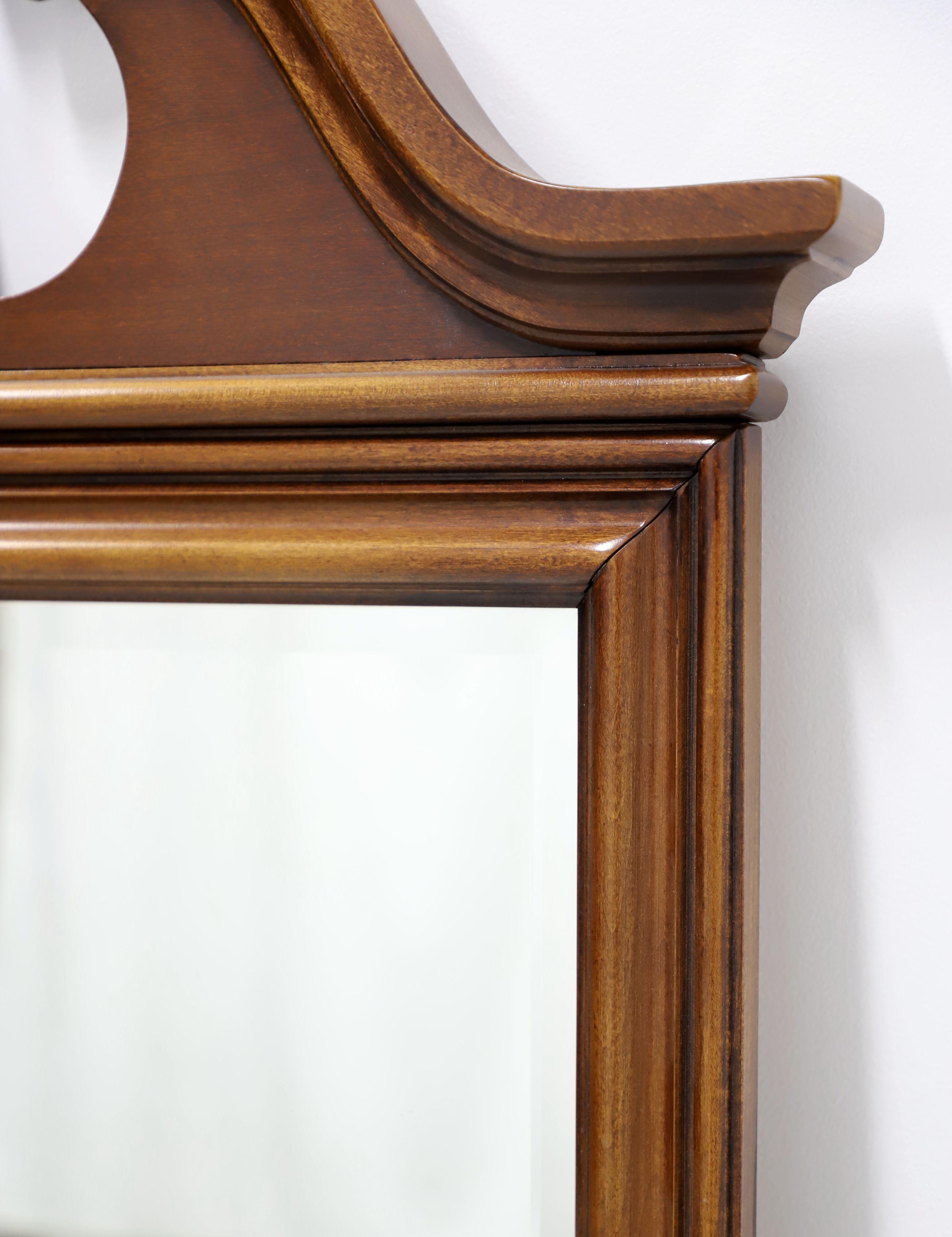 LEXINGTON Cherry Traditional Pediment Beveled Wall Mirror In Good Condition For Sale In Charlotte, NC