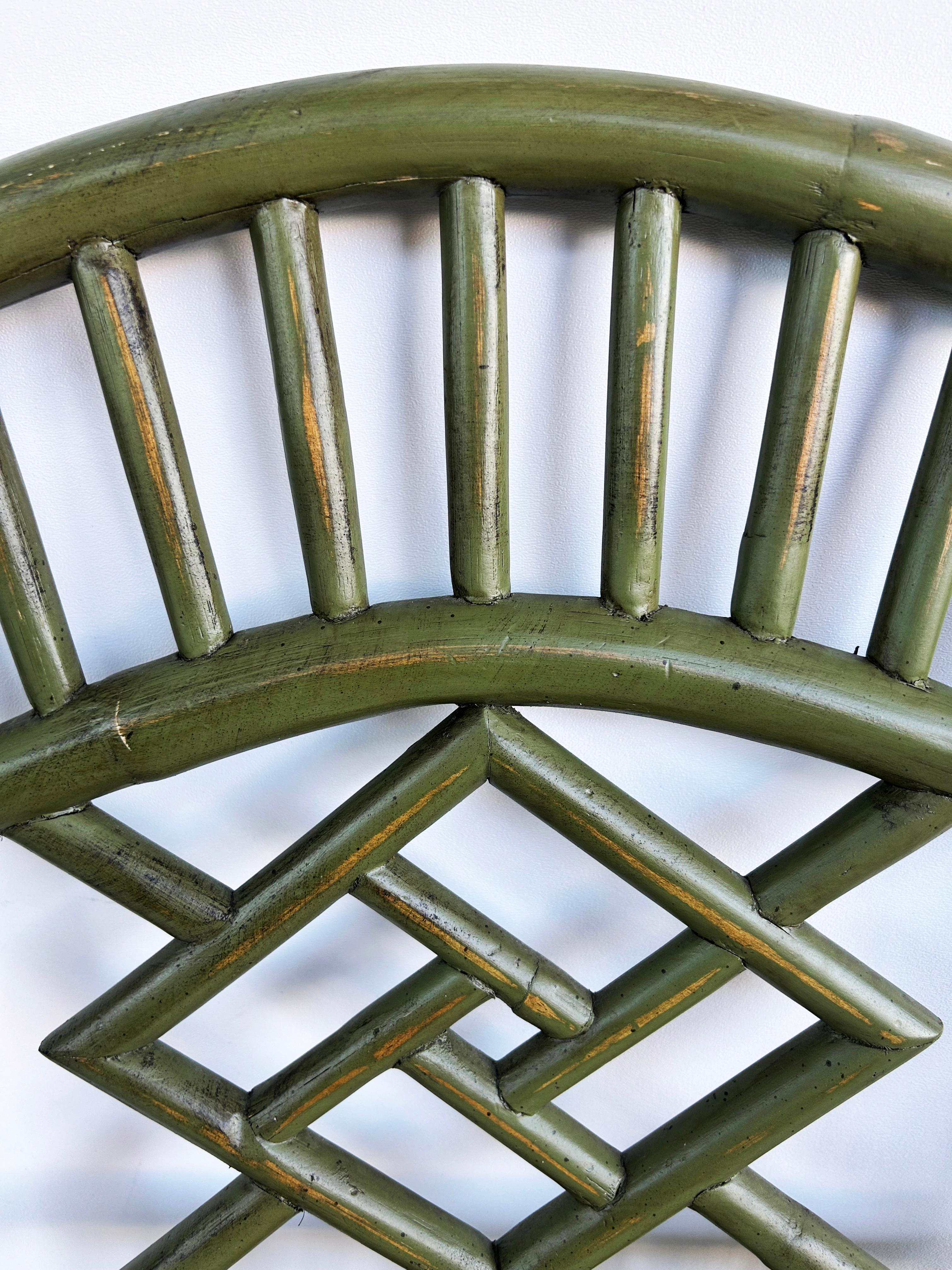 Lexington Chaises d'appoint chinoises en faux rotin Chippendale, peintes, ensemble de 4 en vente 3