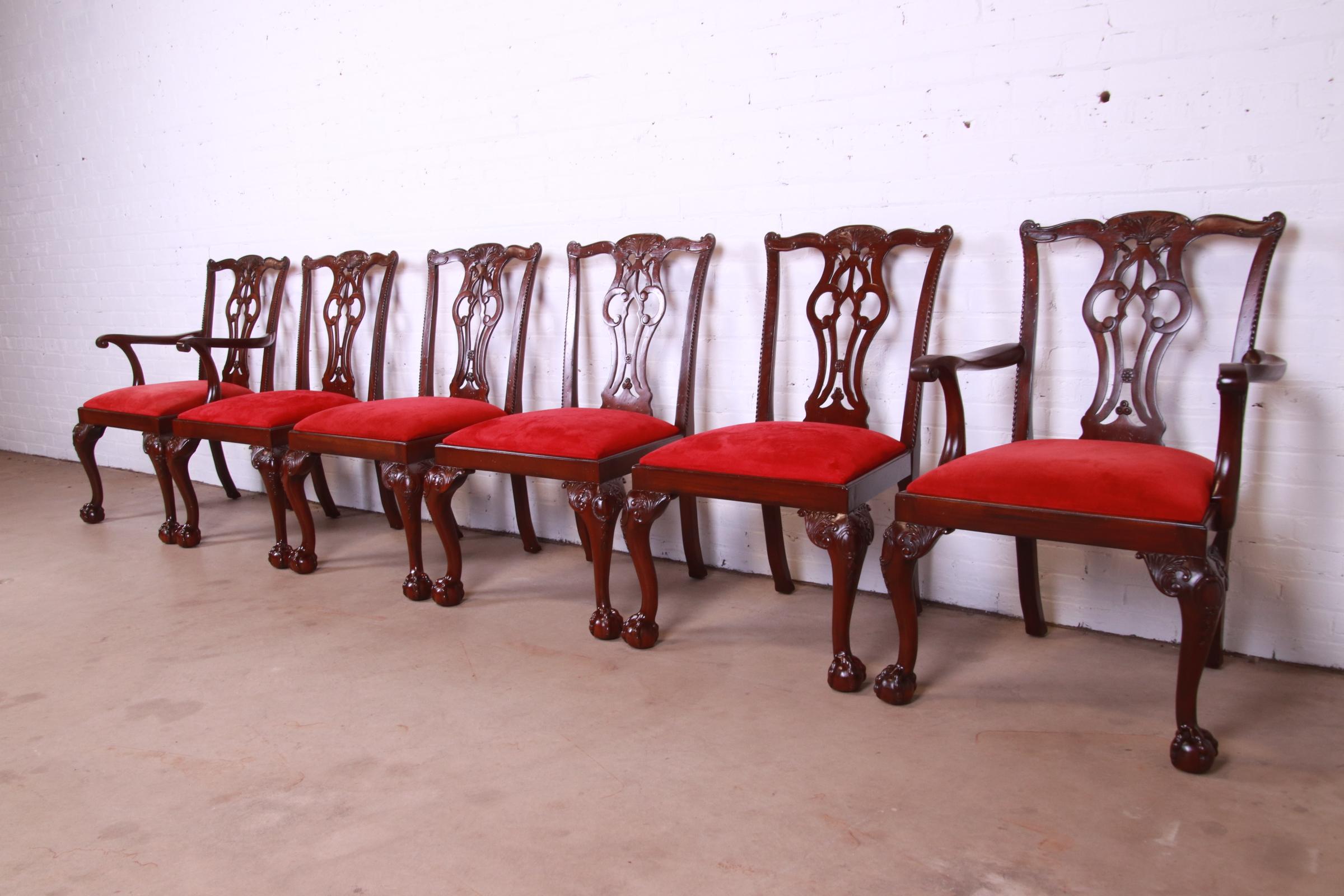 Lexington Furniture Chippendale Carved Mahogany Dining Chairs, Set of Six In Good Condition In South Bend, IN