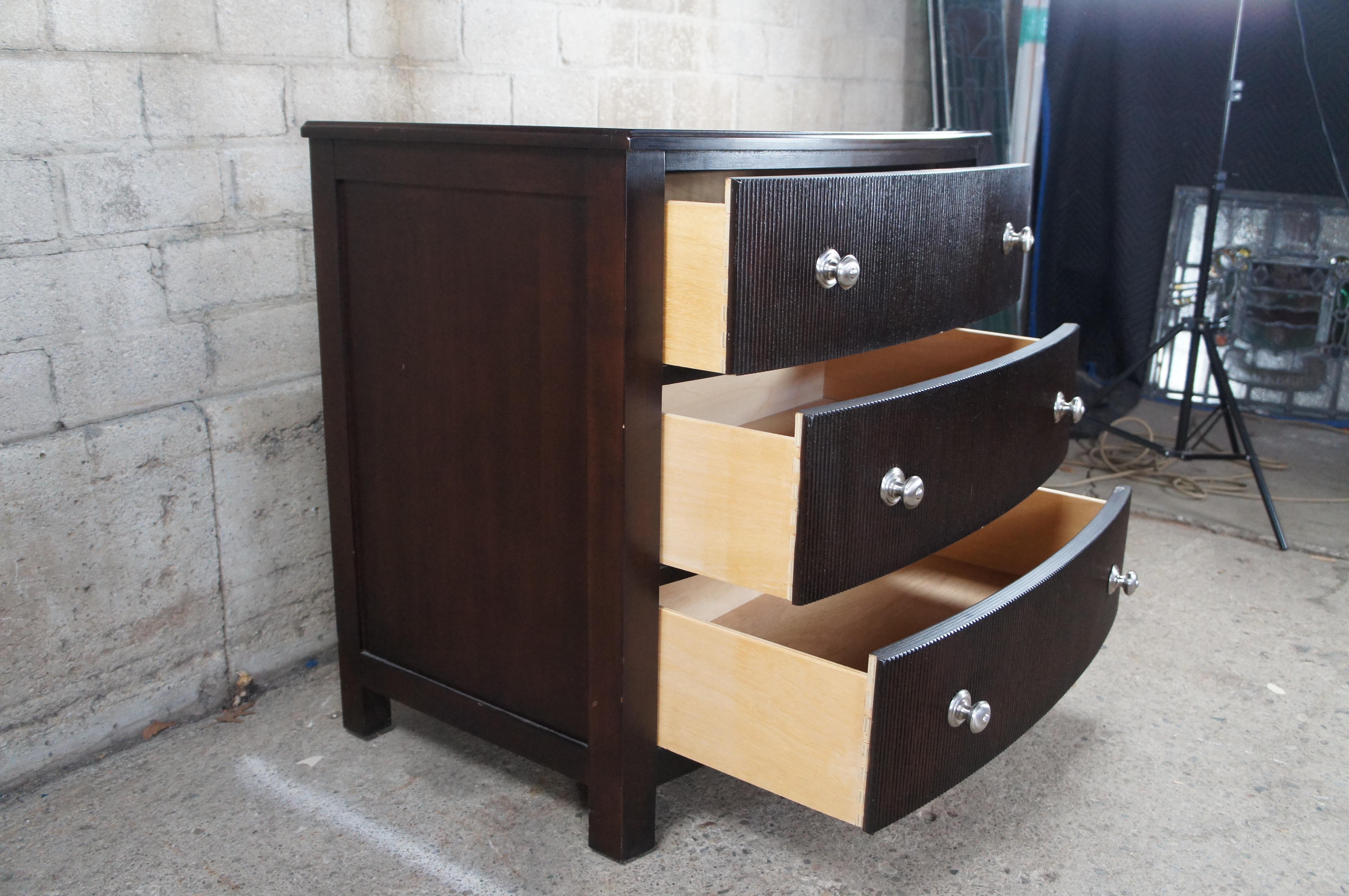 20th Century Lexington Nautica Home Commode Modern Bedside Table Three Drawer Chest 568-621