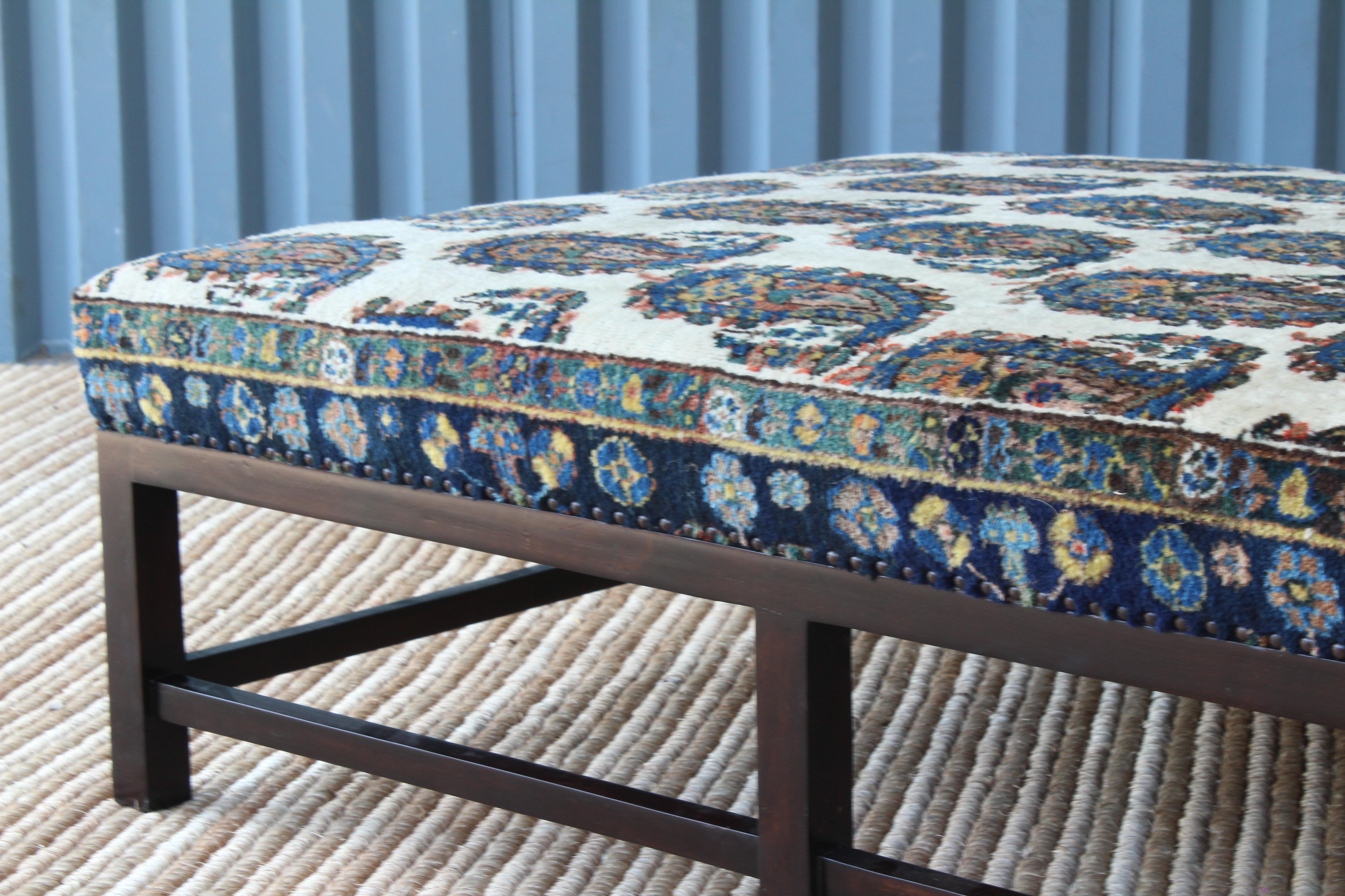 Lexington Ottoman by Hollywood at Home In Excellent Condition In Los Angeles, CA