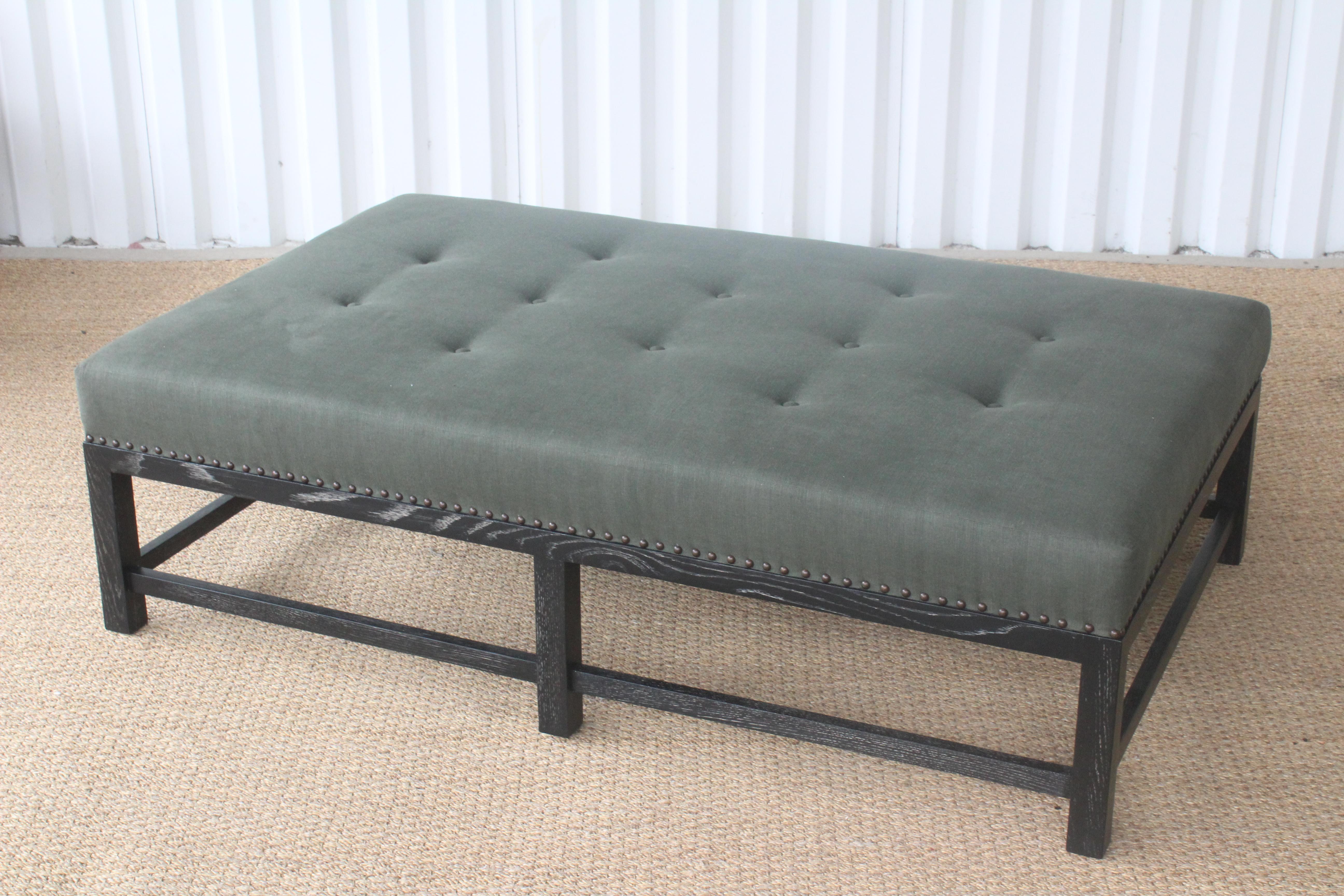 Lexington Ottoman in Oak and Belgian Linen In Excellent Condition In Los Angeles, CA