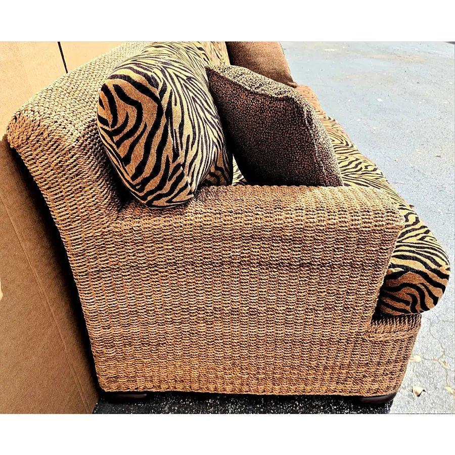 Fin du 20e siècle Lexington Rope Sofa Animal Print Cushions en vente