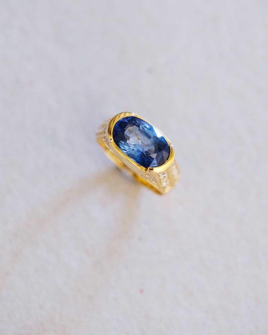 Leyser 18k Gold Sapphire Diamond Ring In New Condition For Sale In Idar-Oberstein, DE