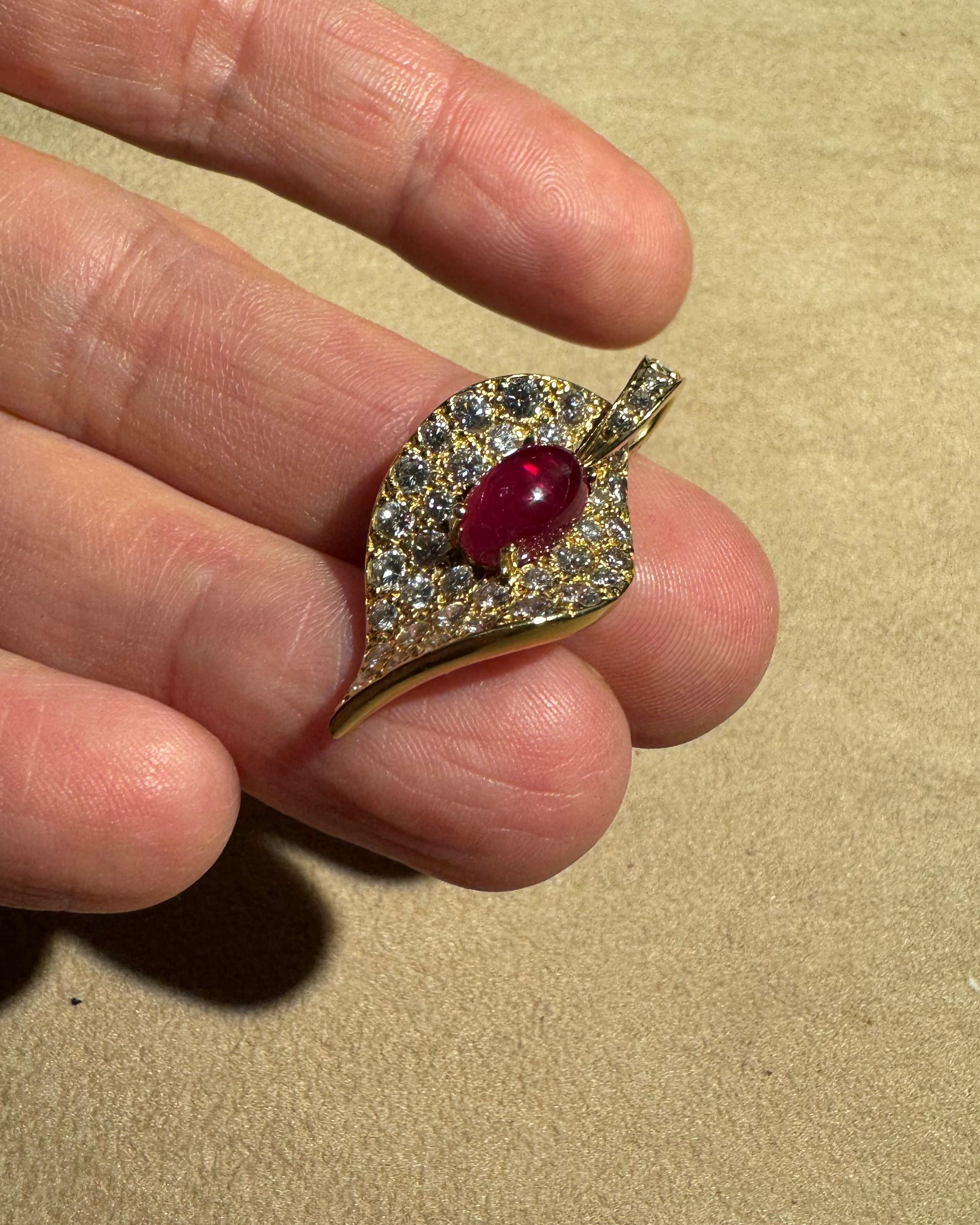 Ciondolo con rubino in oro rosa 18k LEYSER In condizioni Nuovo in vendita a Idar-Oberstein, DE