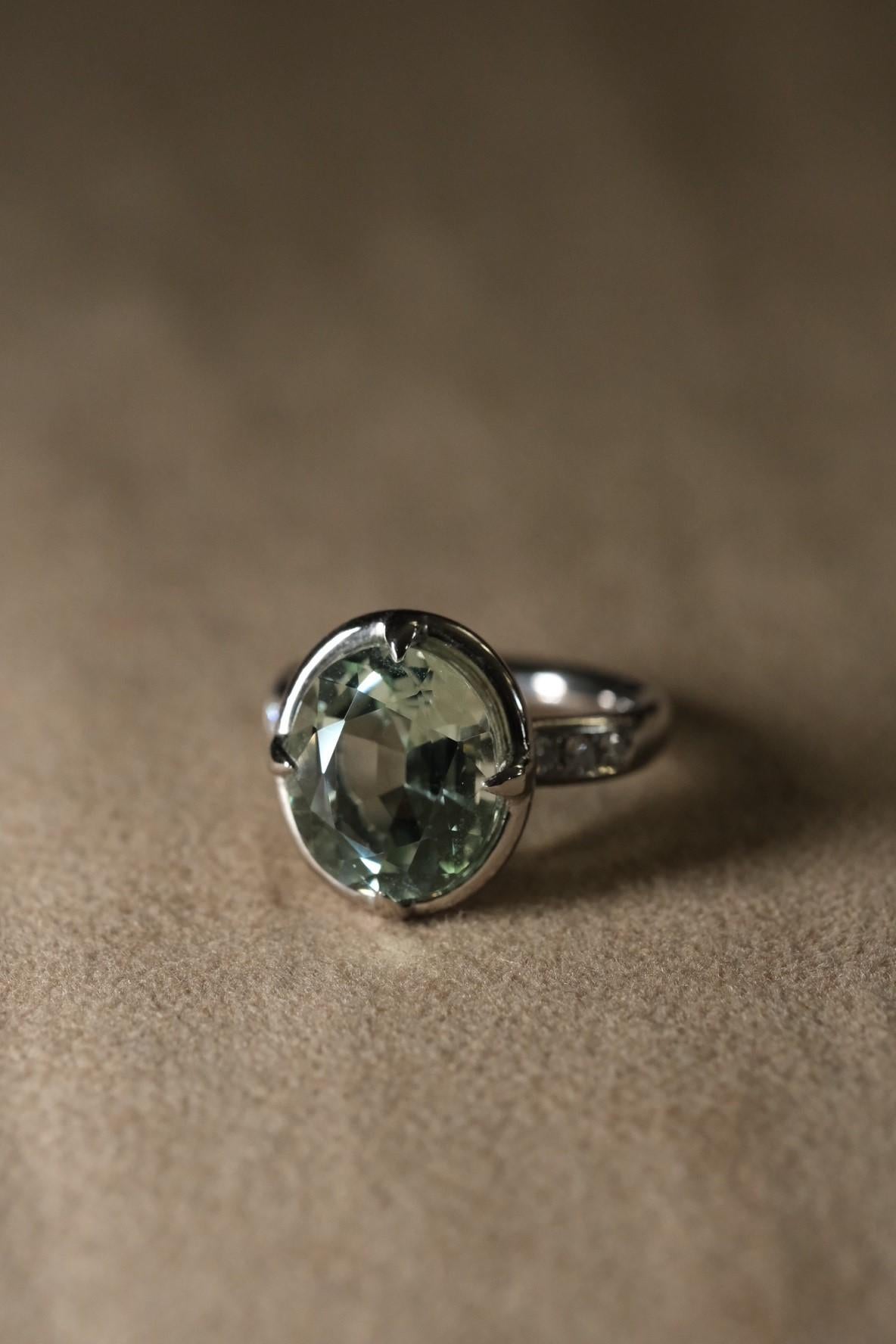 Oval Cut LEYSER 950 Platinum Green Beryll Ring For Sale