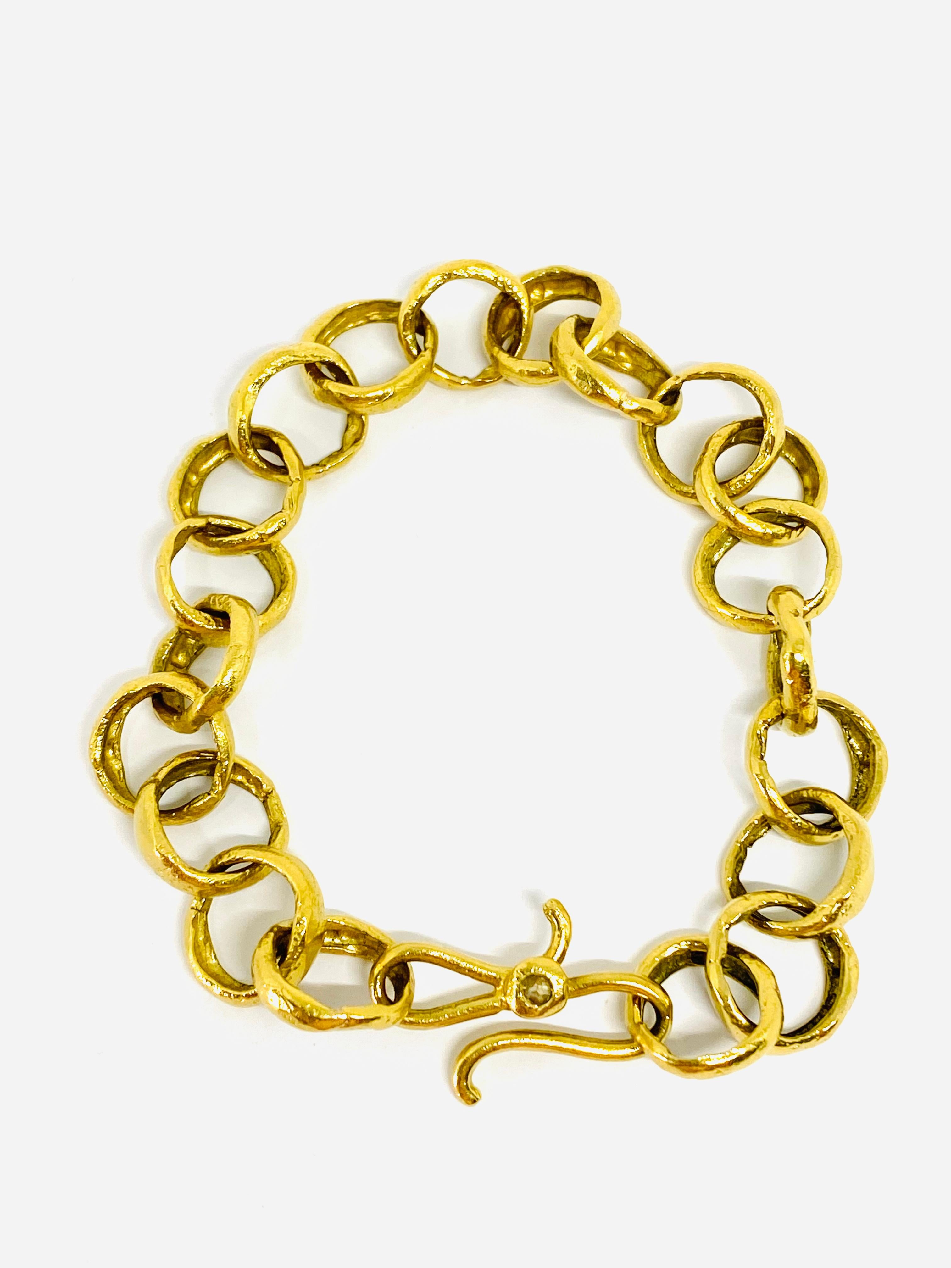 LFrank 18k Hammered Yellow Gold and Diamond Link Bracelet  In Excellent Condition In Beverly Hills, CA