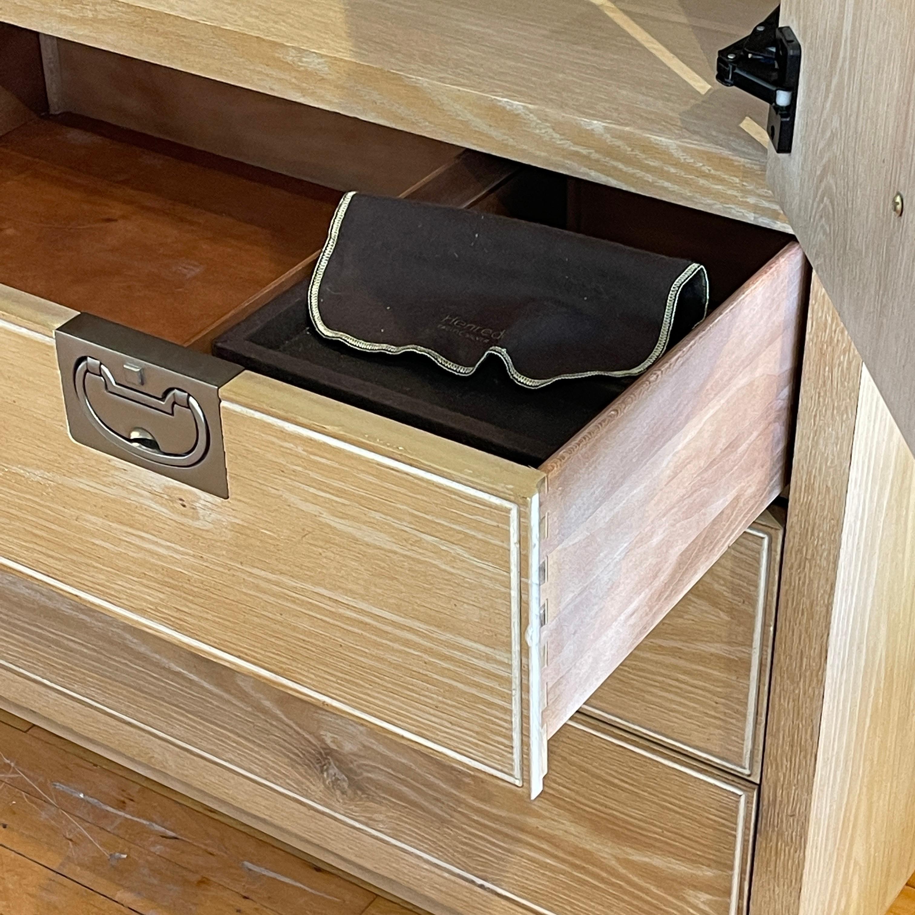 Lg Bleached Cerused Oak Cabinet Dresser W Nickel Hardware -Henredon 2- Available In Good Condition In Hudson, NY