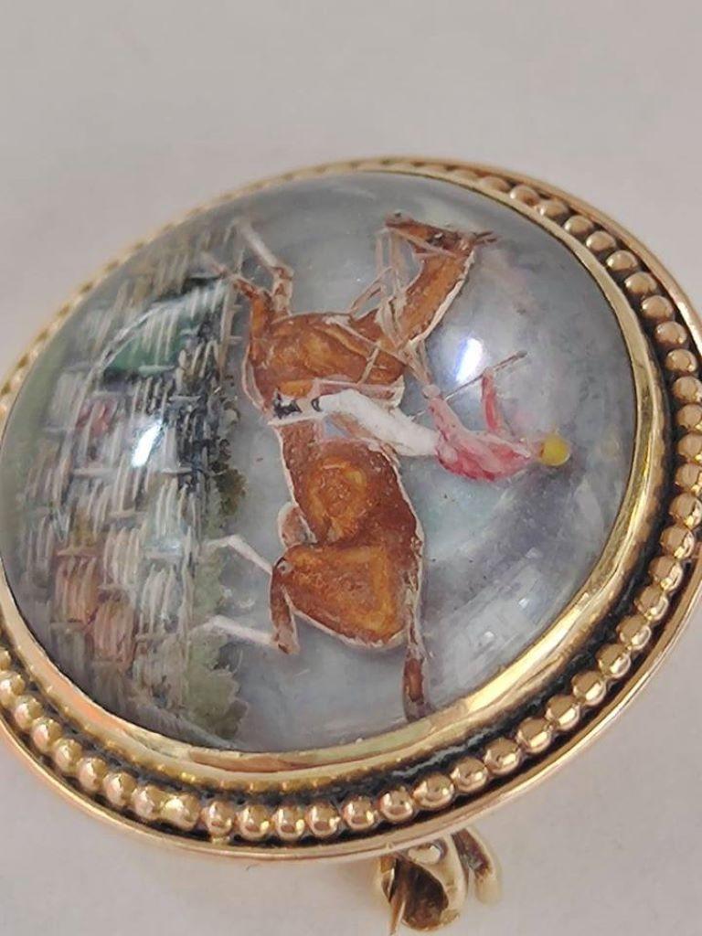 Lg Essix Crystal Reverse Painted Angtaglio 14K Gold Steeple Chase Horse Brooch In Good Condition For Sale In St. Petersburg, FL