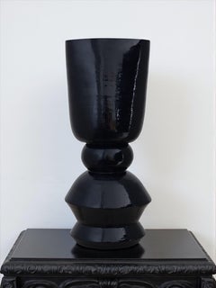 Jarrón L'Heure Bleue II de cerámica esmaltada azul noche by Gazar Studio