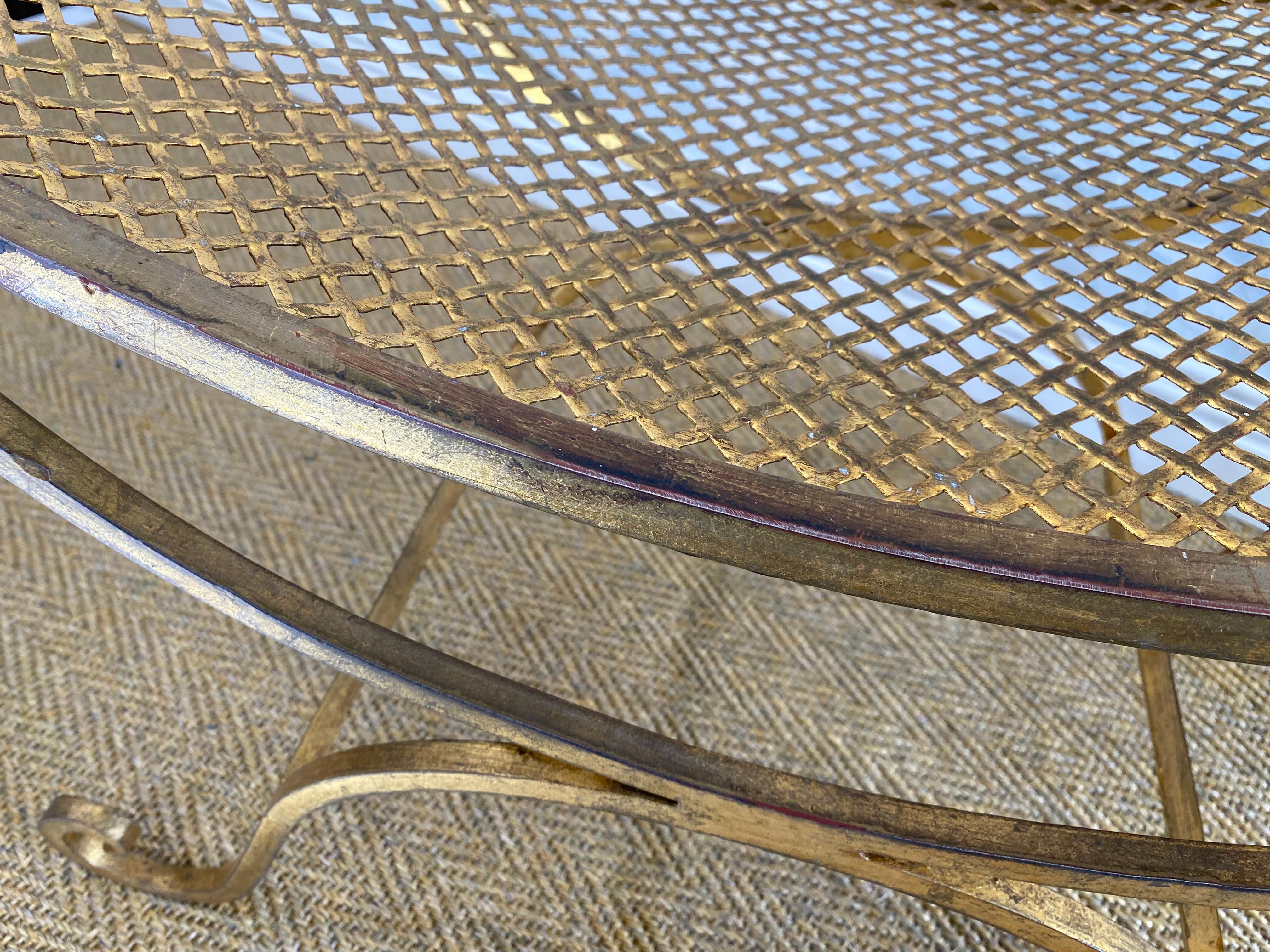 Metà XX secolo Li Puma Firenze Seduta / Vanity Chair dorata in curule. Hollywood Regency, Italia, anni '50 in vendita