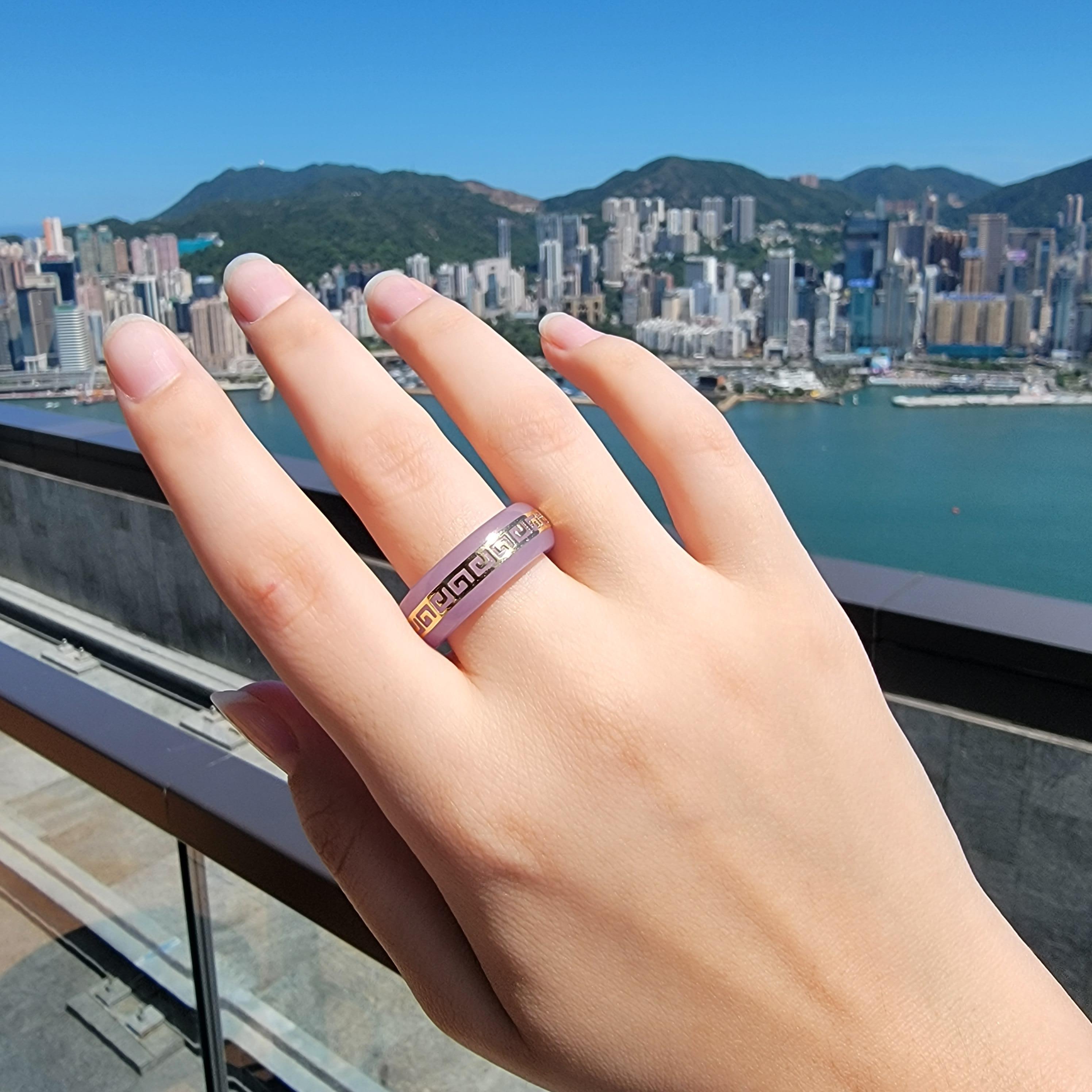 Cabochon Li Purple Jade Band Ring (With 14k Solid Gold) - Cocktail Ring for Men and Women For Sale