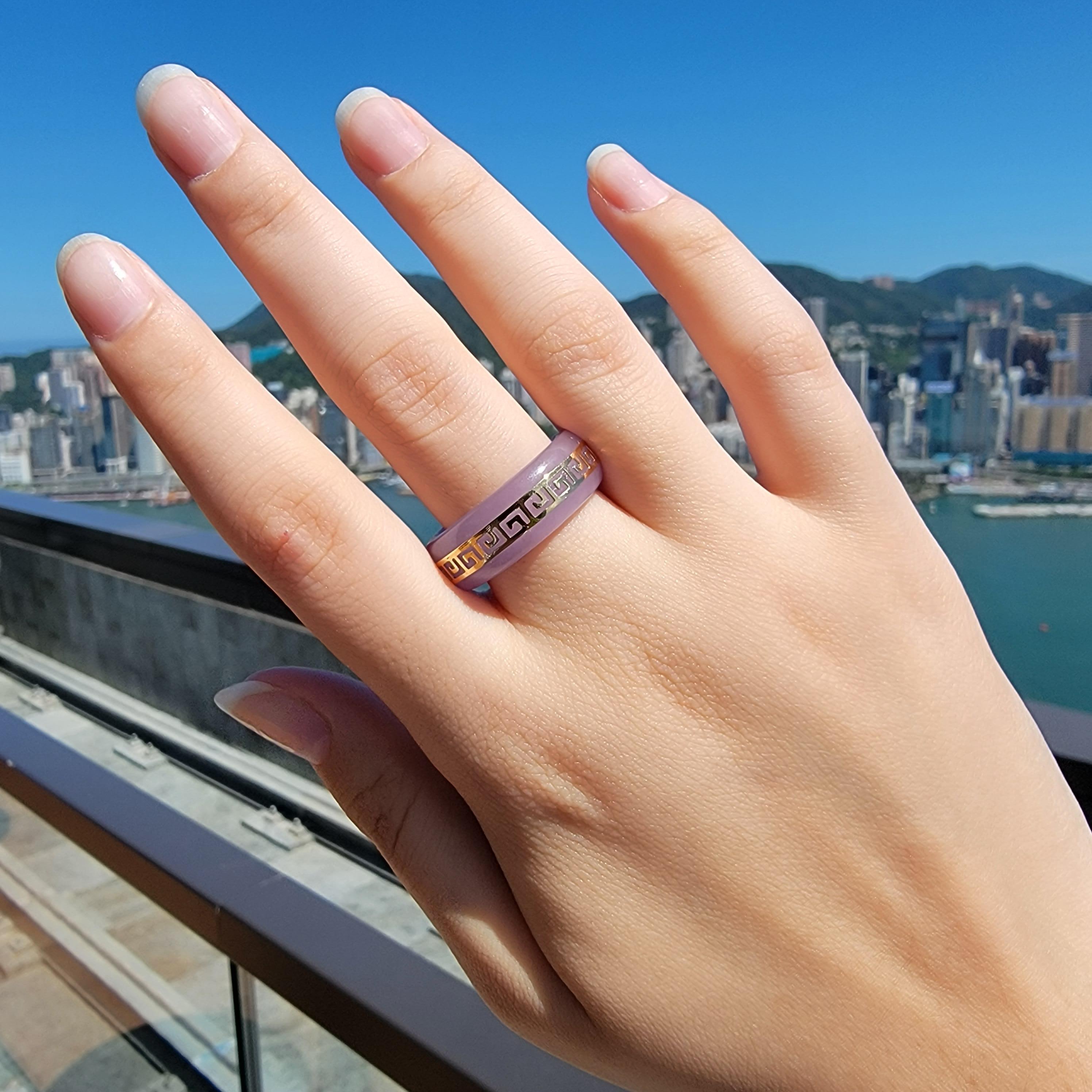 Li Purple Jade Band Ring (With 14k Solid Gold) - Cocktail Ring for Men and Women In New Condition For Sale In Kowloon, HK