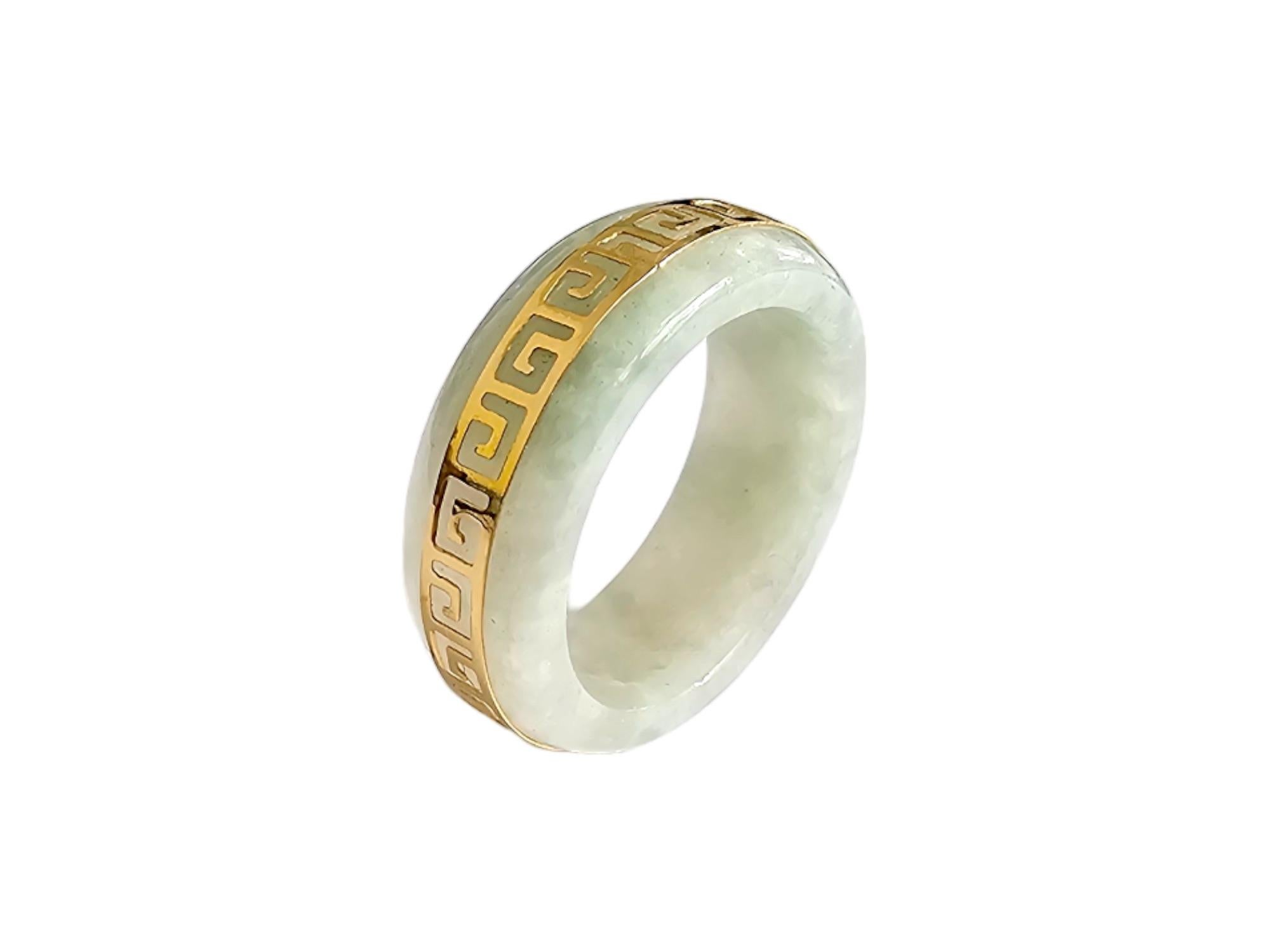 Li Spring Jade Band Ring (With 14k Solid Gold) - Cocktail Ring for Men and Women For Sale 6