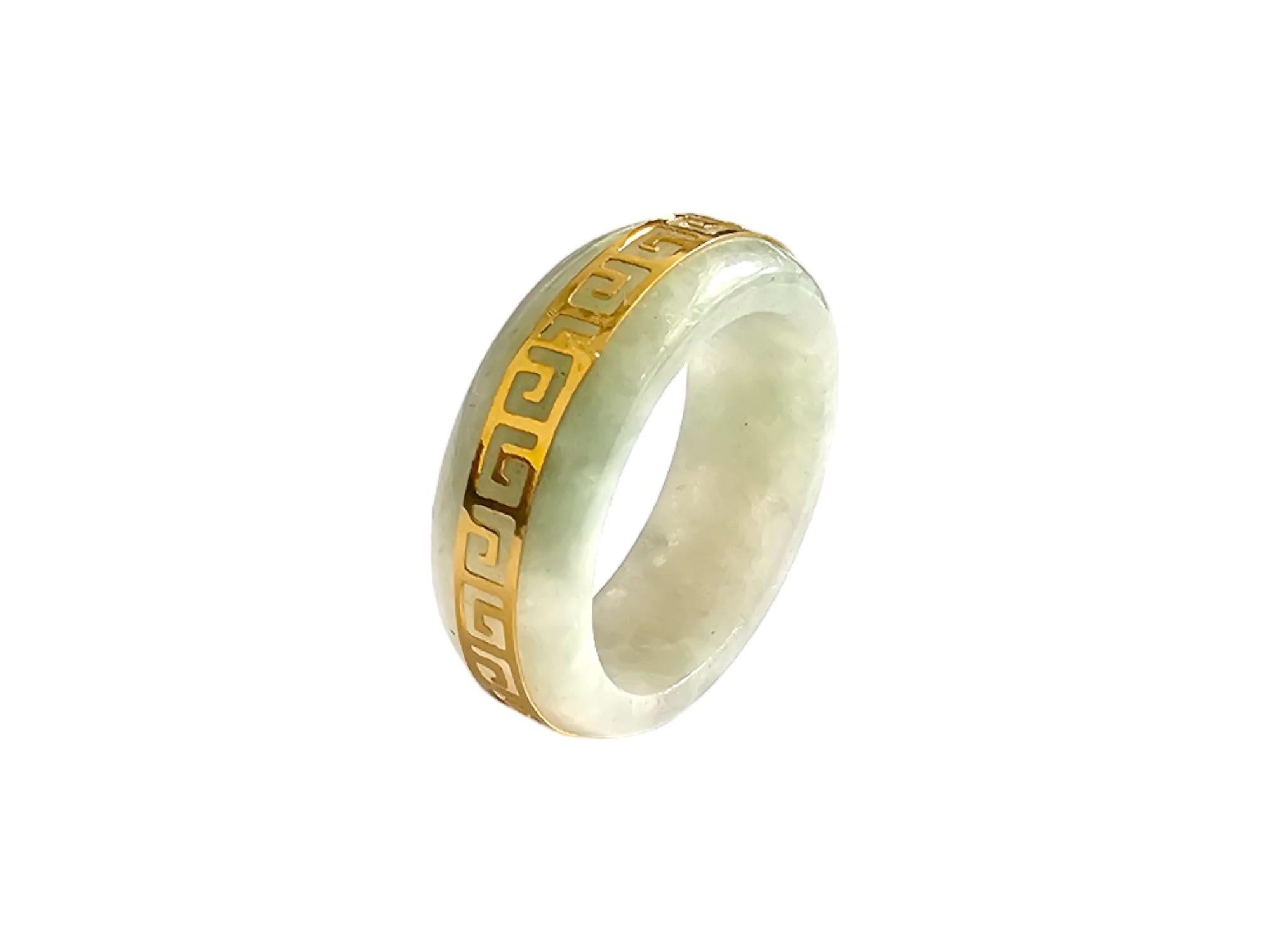 Li Spring Jade Band Ring (With 14k Solid Gold) - Cocktail Ring for Men and Women For Sale 3