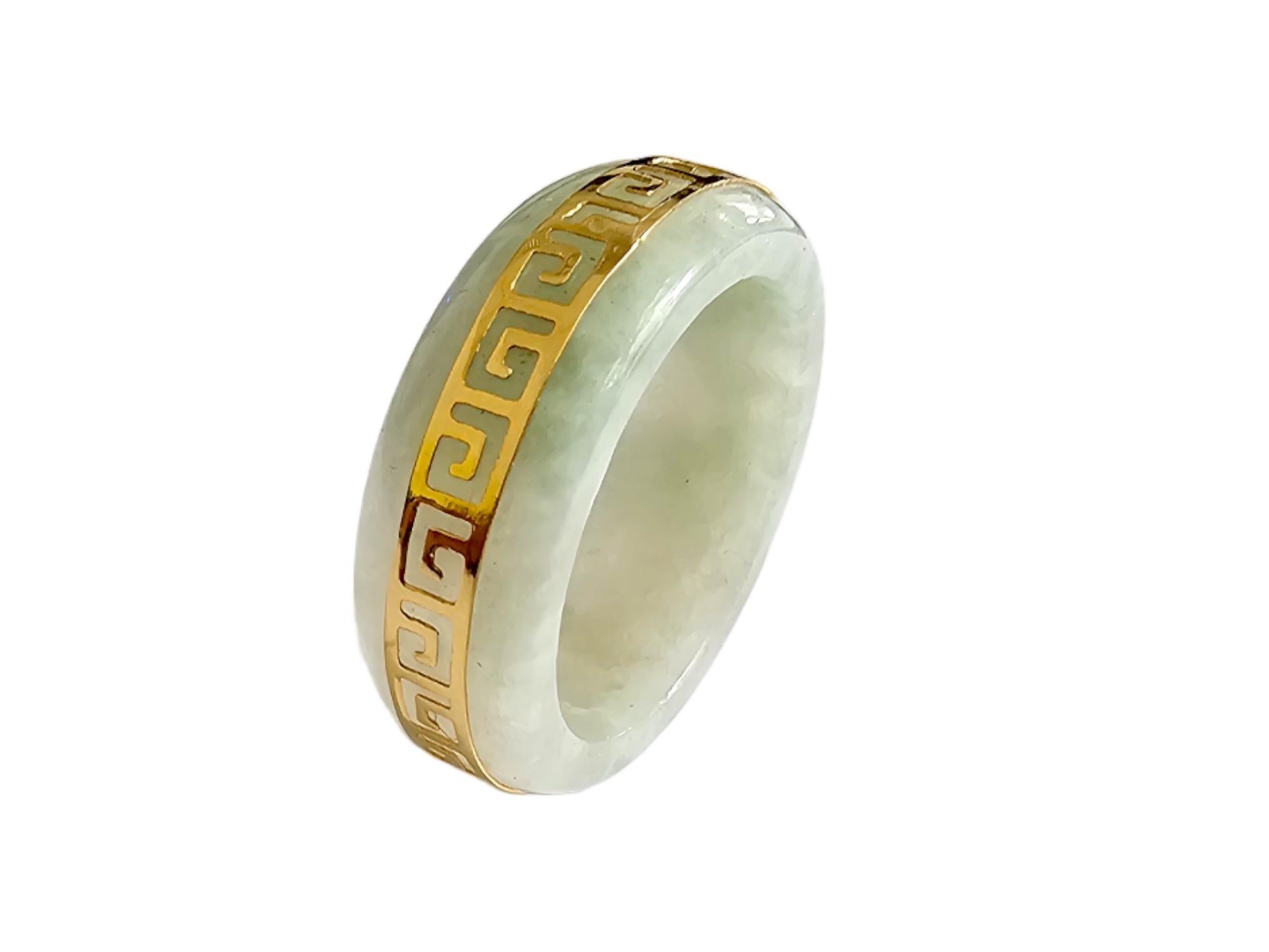 Li Spring Jade Band Ring (With 14k Solid Gold) - Cocktail Ring for Men and Women For Sale 4