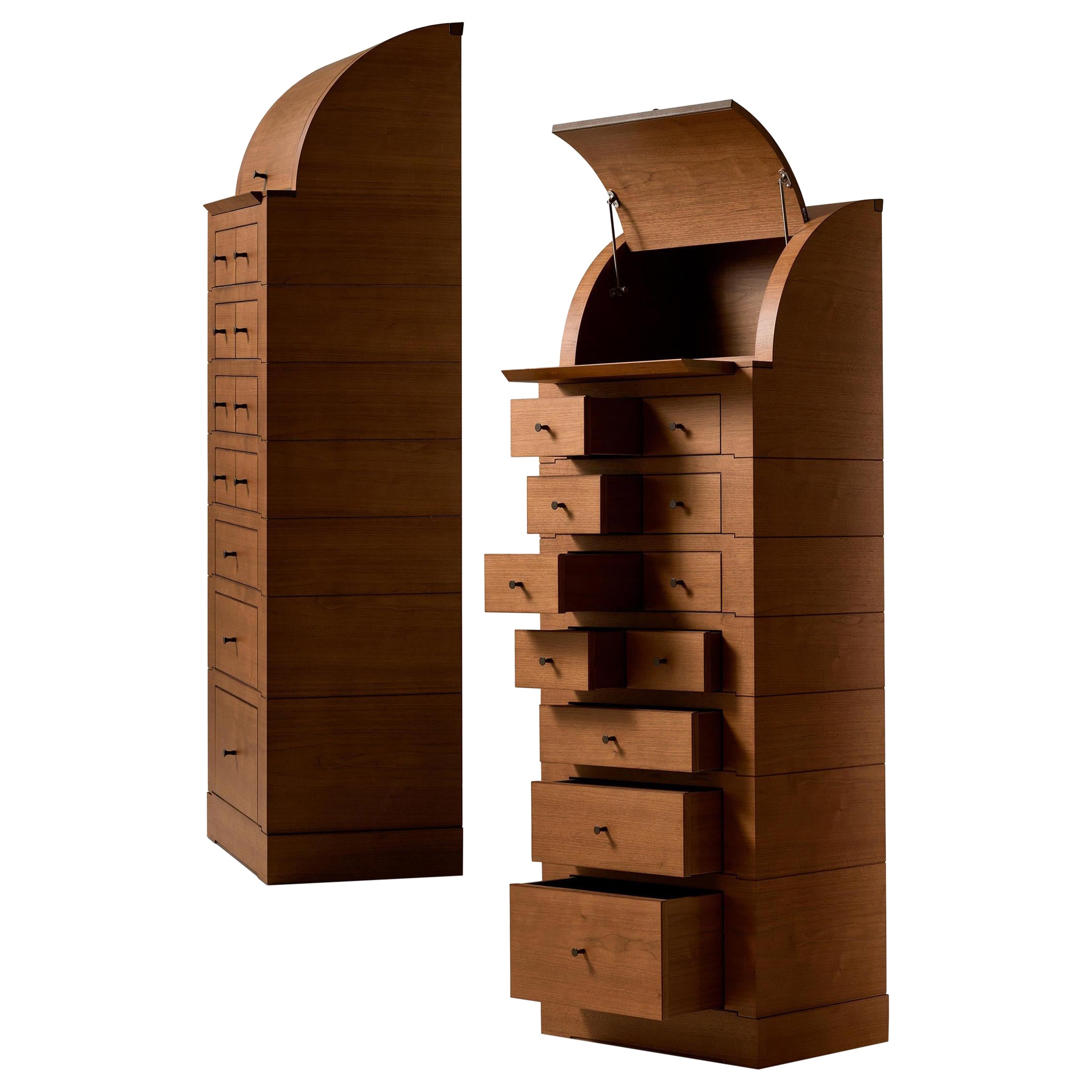 Commode Lia en noyer de Giorgetti en vente