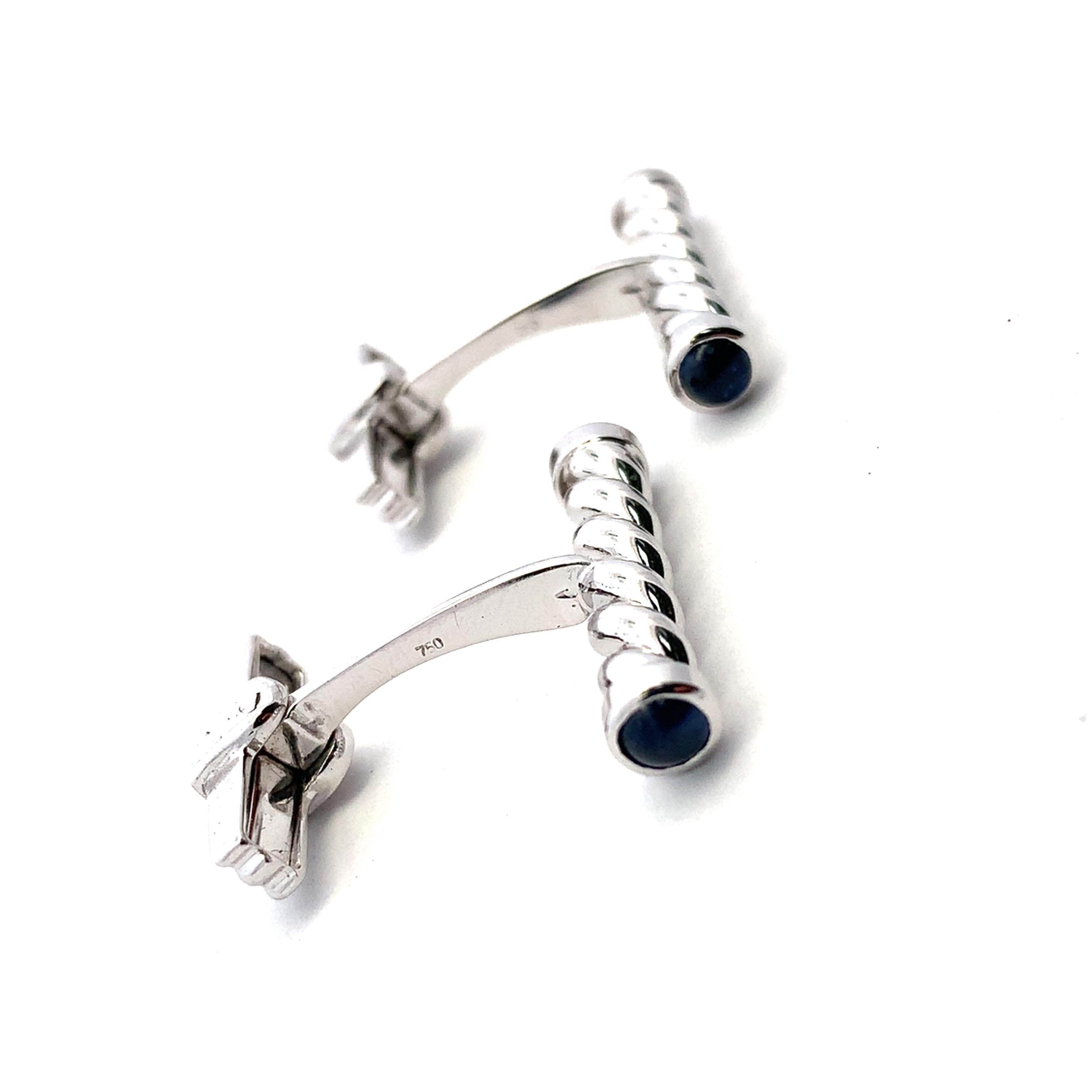 Liana Vourakis Boutons de manchette pour hommes Cabochon de saphir Or blanc 18k en vente 2