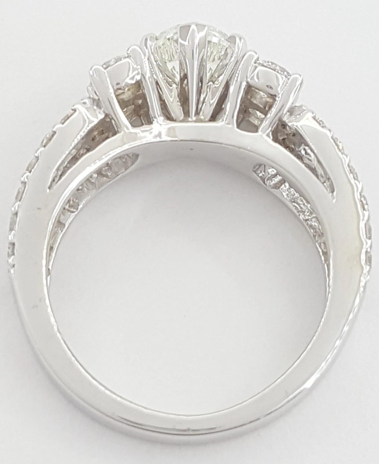 Taille cœur Liane Bague de fiançailles diamant en forme de cœur 1,53 ct en or blanc 18K en vente
