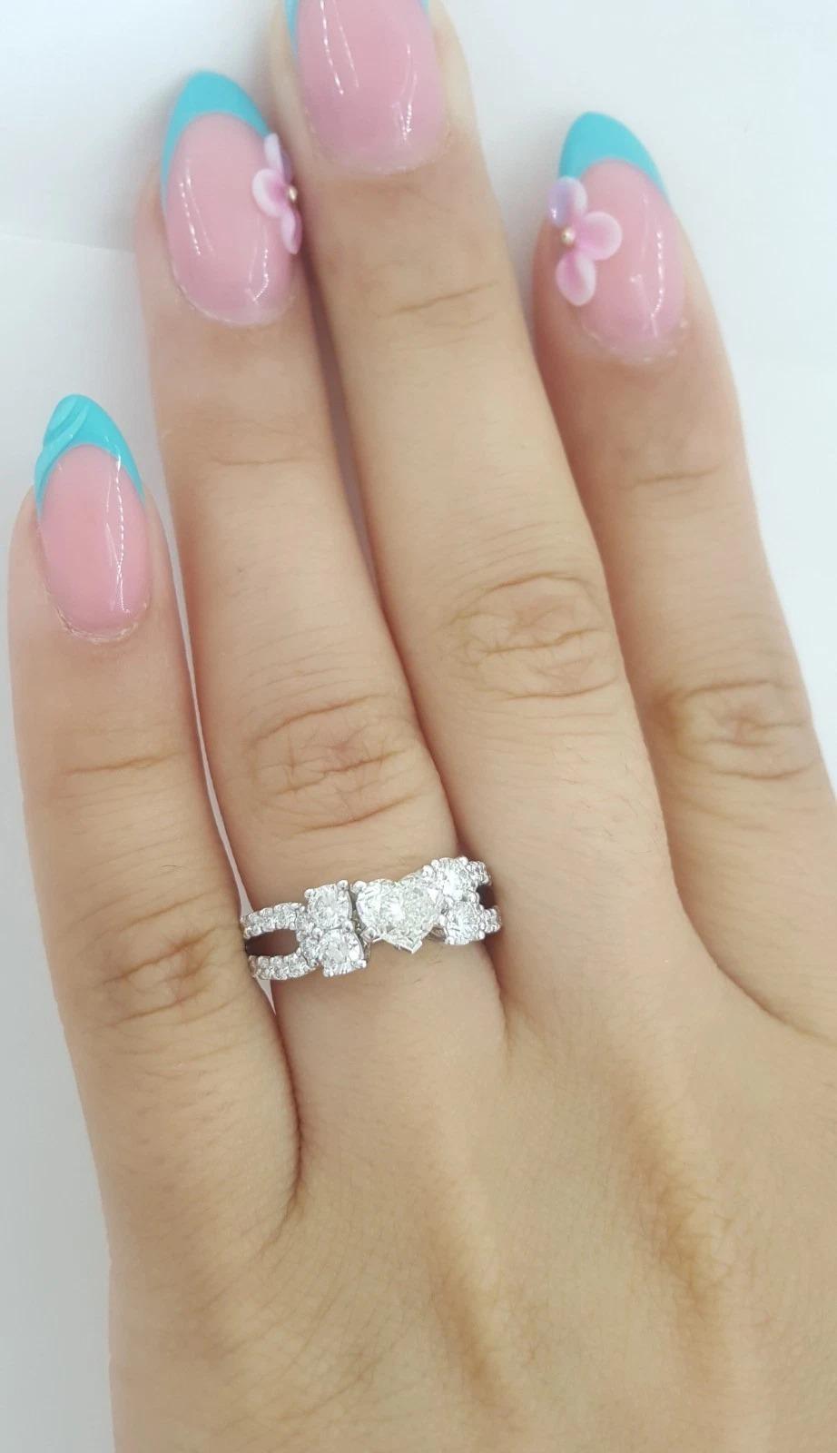 Liane Bague de fiançailles diamant en forme de cœur 1,53 ct en or blanc 18K Unisexe en vente
