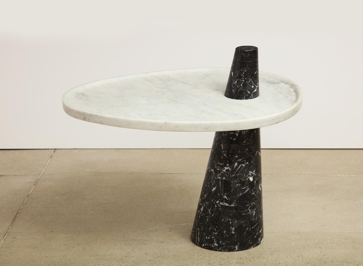 XXIe siècle et contemporain Table d'appoint Libeccio fabriquée en studio en vente