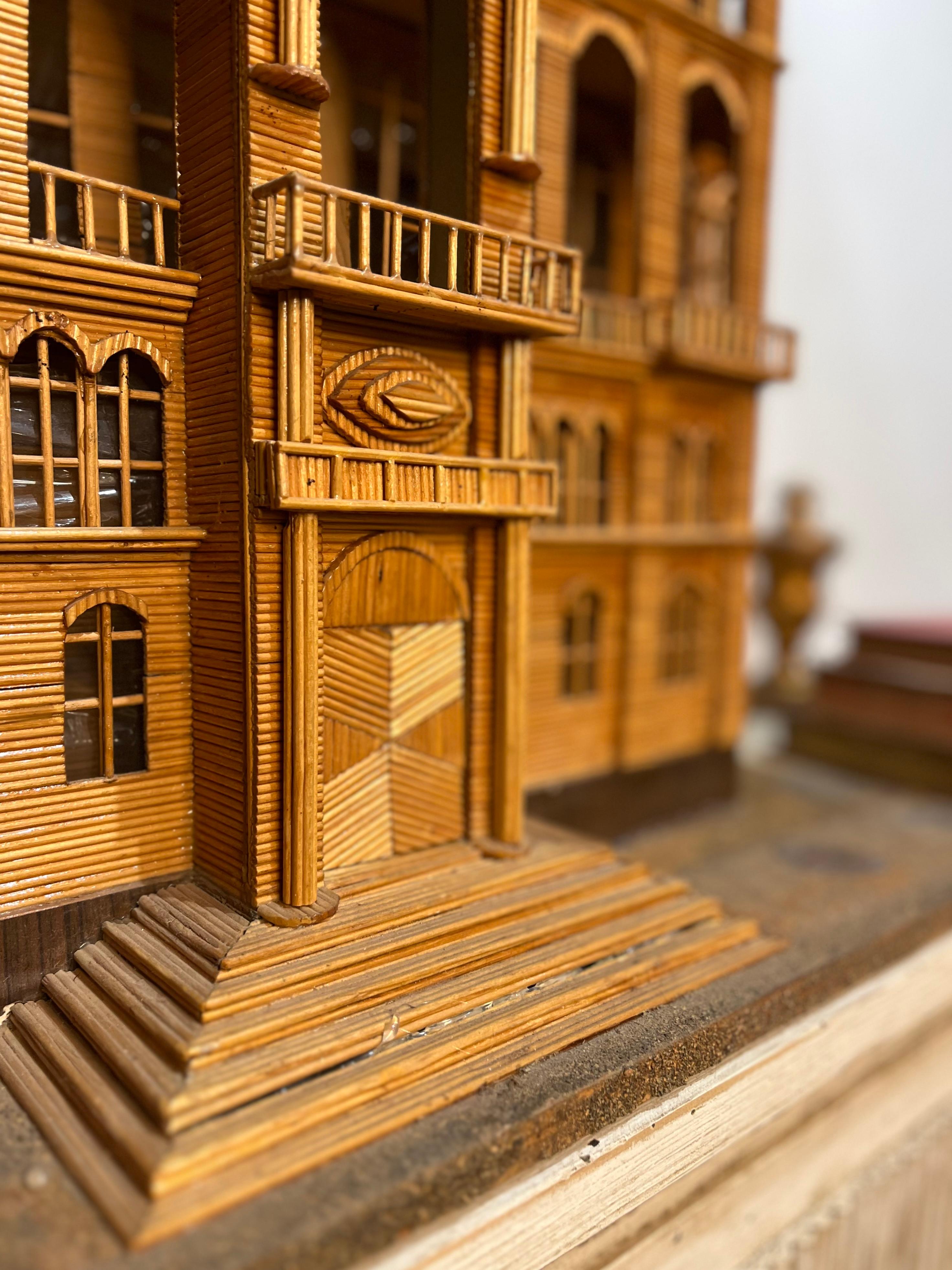 Bois Hôtel de ville de Liberec en miniature en vente