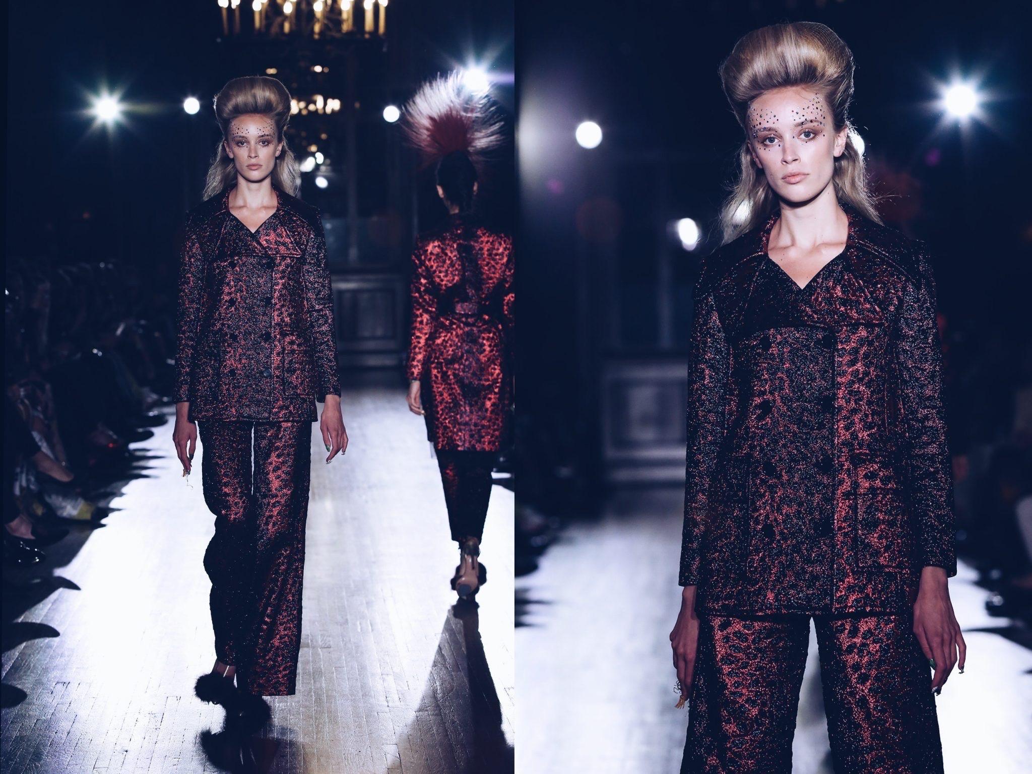 Libertine FW 2019 Metallic Leopard Jacquard Suit Red & Black Handmade Size S For Sale 3