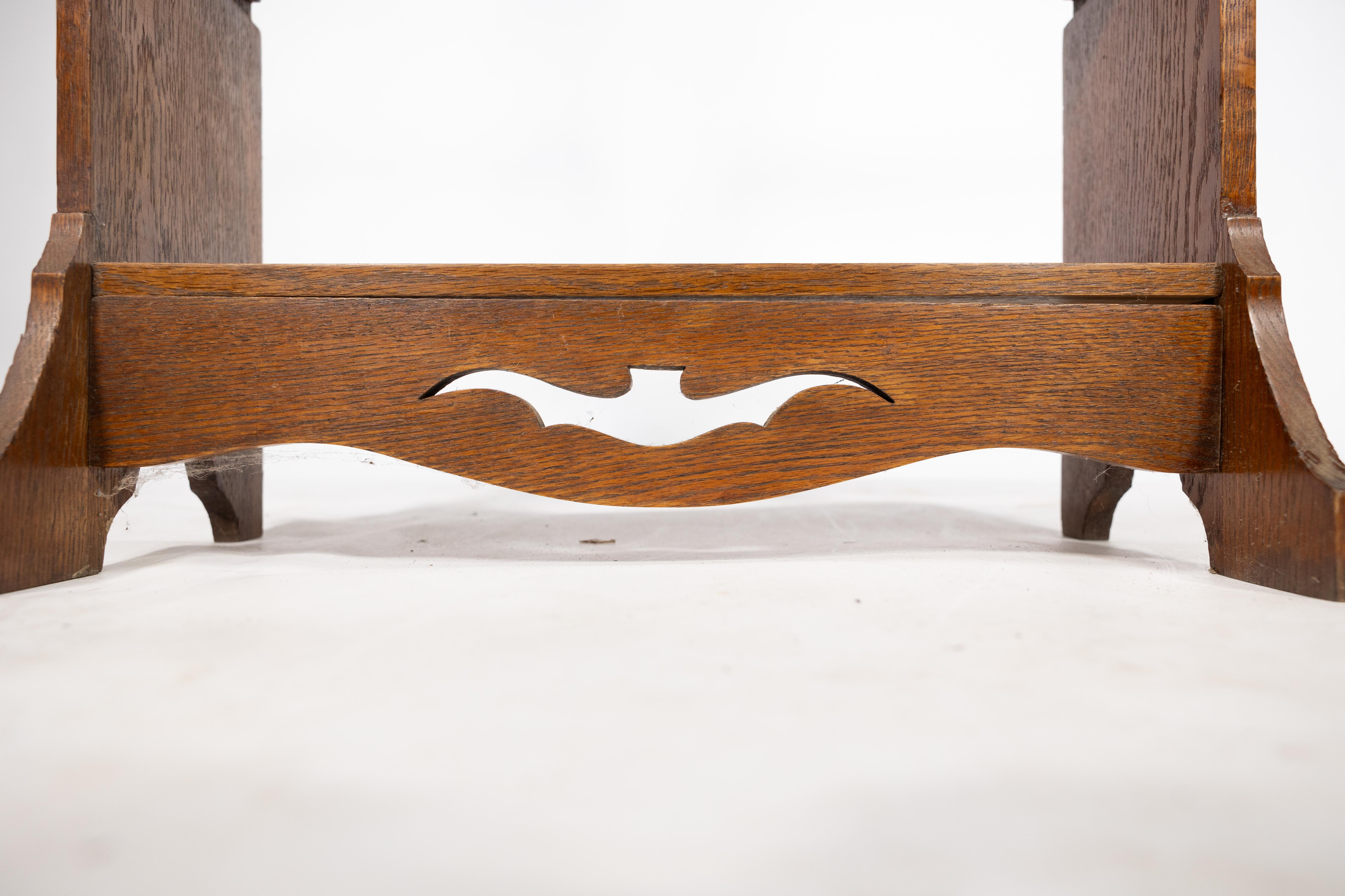 Liberty and Co. An Arts and Crafts golden oak bookcase flat packed For Sale 6