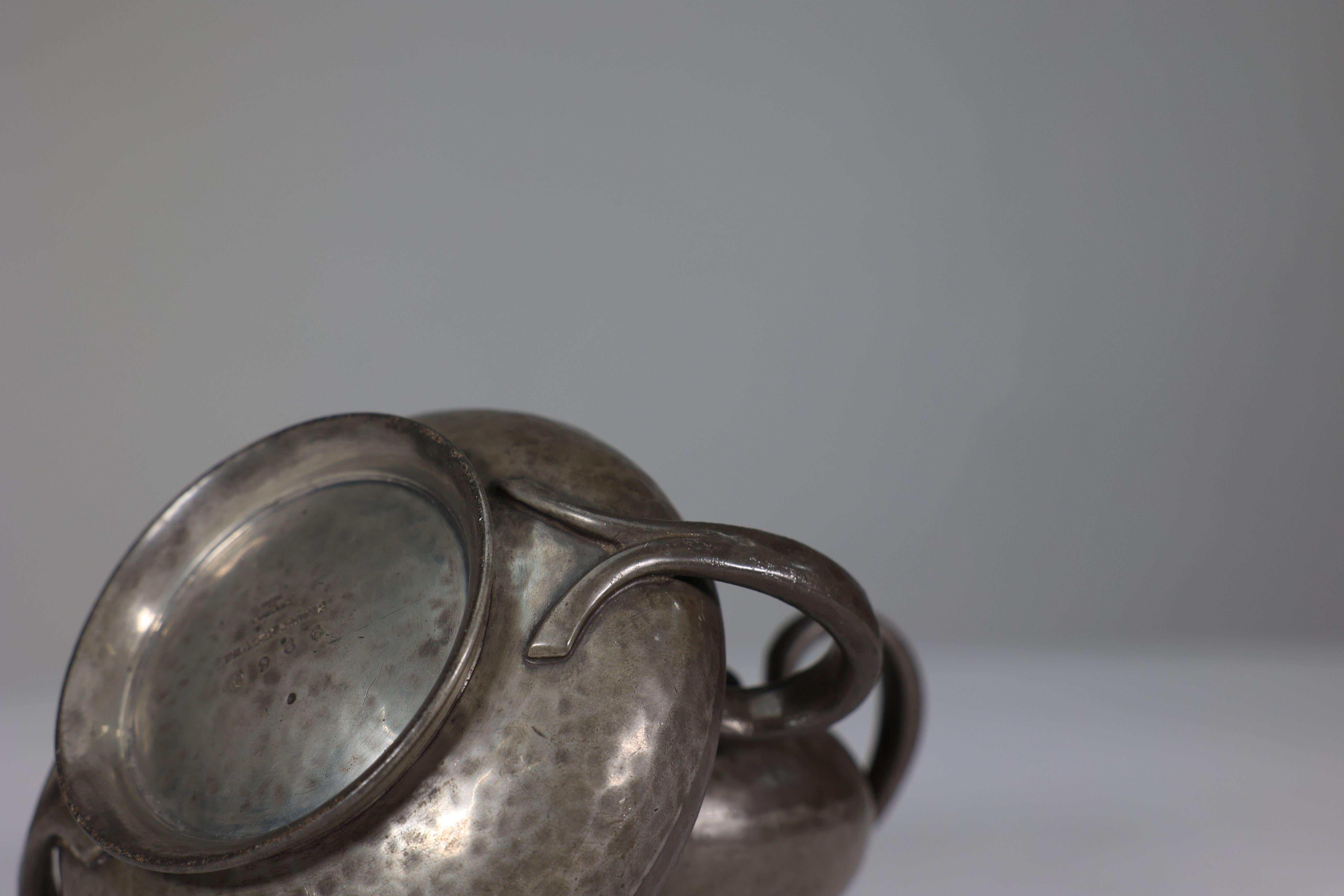 Liberty and Co. An English Pewter 0966 Arts and Crafts milk and sugar bowl For Sale 6