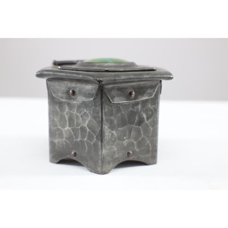 Liberty and Co Pewter Inkwell with a Green Ruskin Jewel and original ink liner For Sale 2