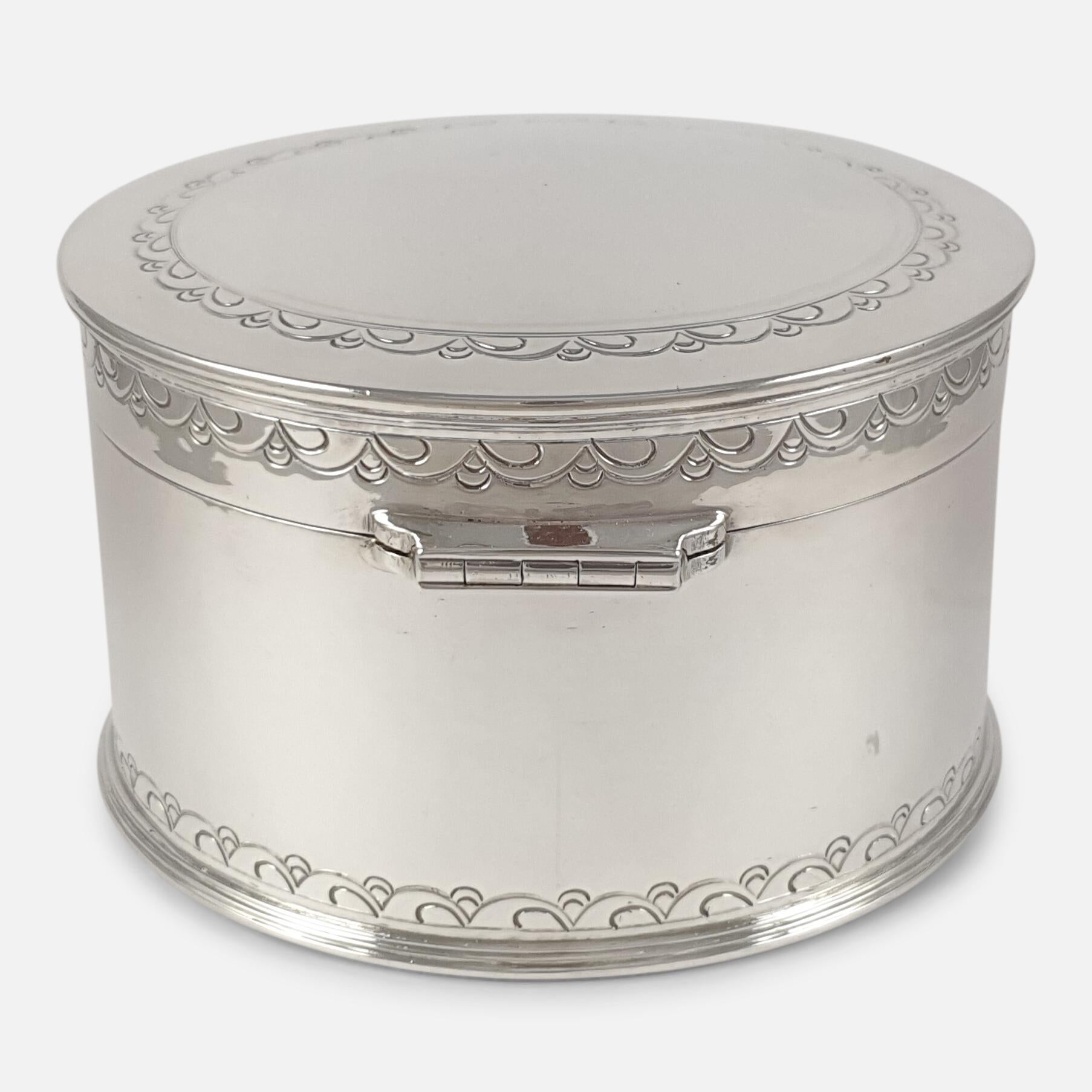 British Liberty and Co Sterling Silver Biscuit Box, 1929 For Sale