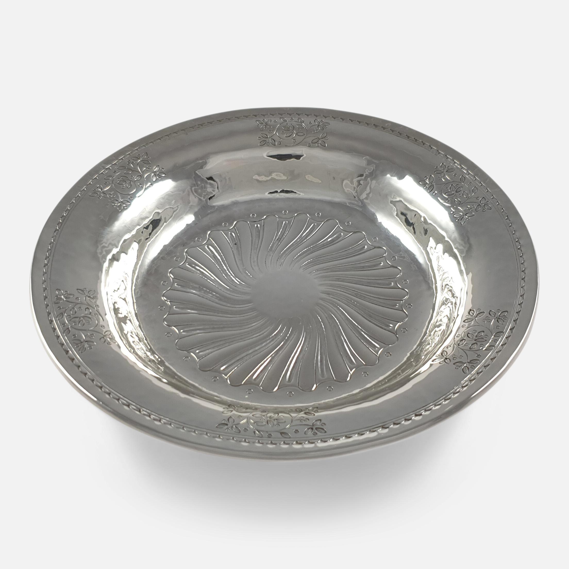 Liberty and Co Sterling Silver Dish, Birmingham, 1911 For Sale 1