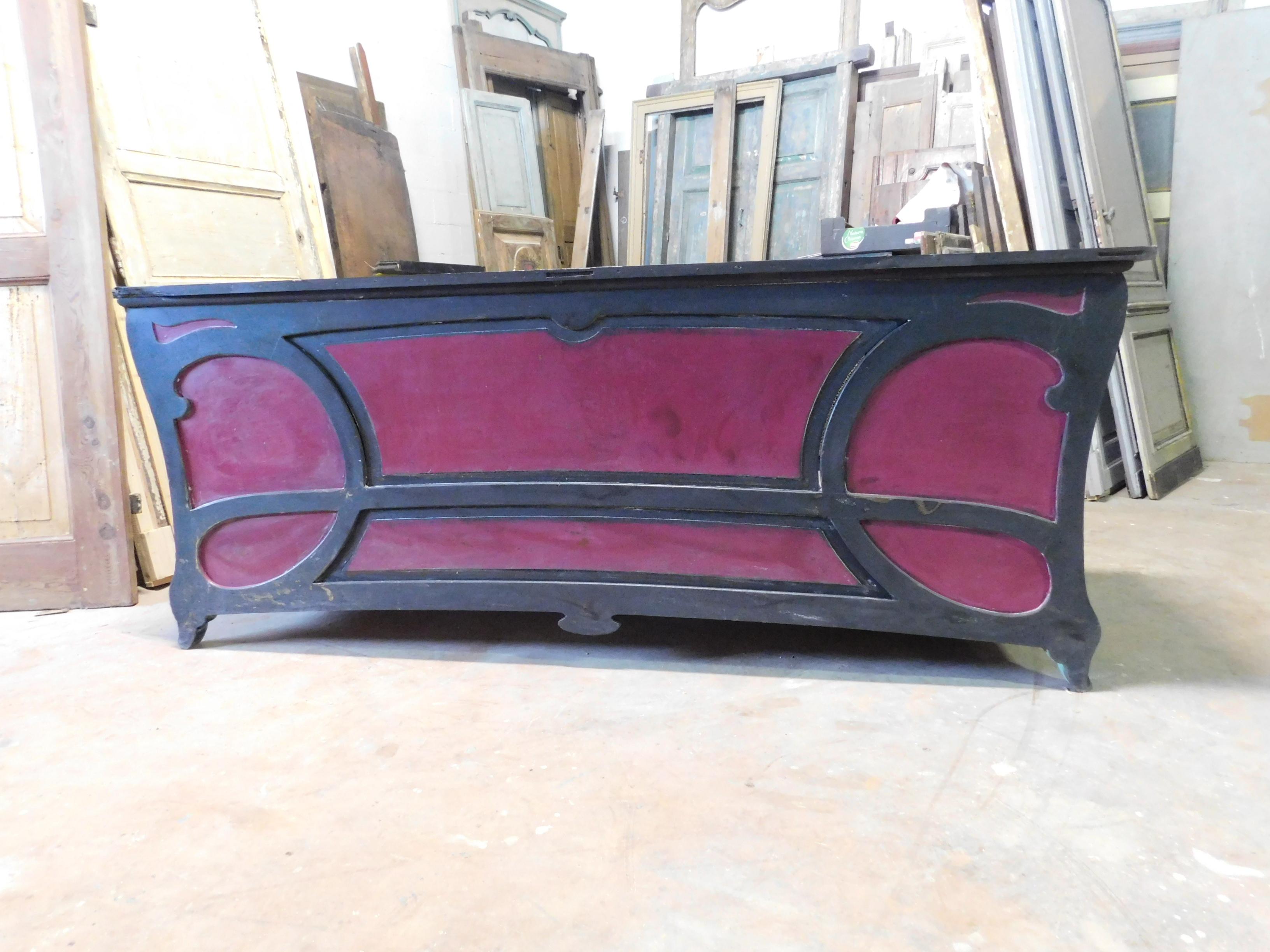 Hand-Painted Liberty Black and Red Lacquered Counter Table, Italian Bar or Shop, Late 1800s For Sale