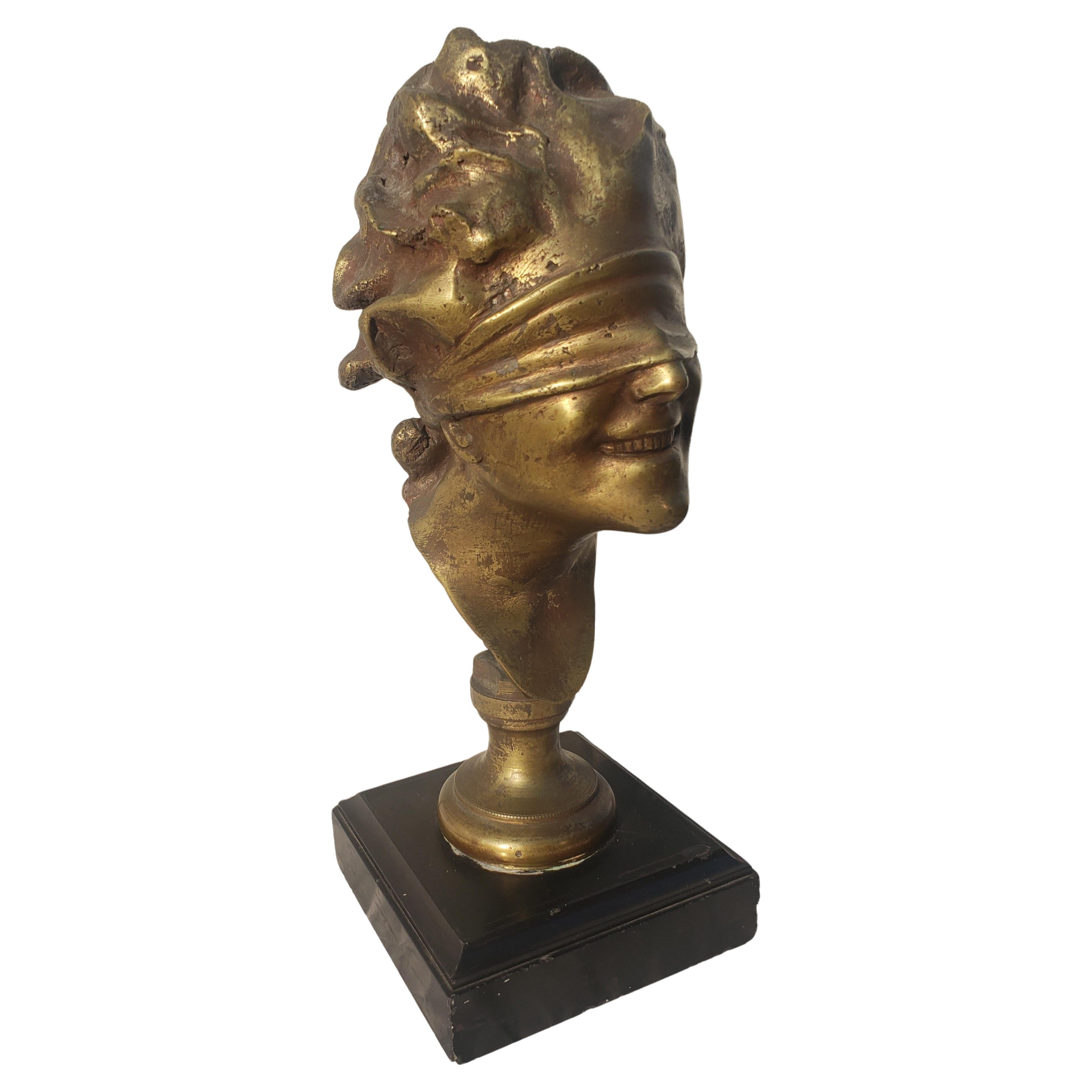 Busto de bronce "Libertad" sobre zócalo de pizarra negra, Escuela del siglo XX