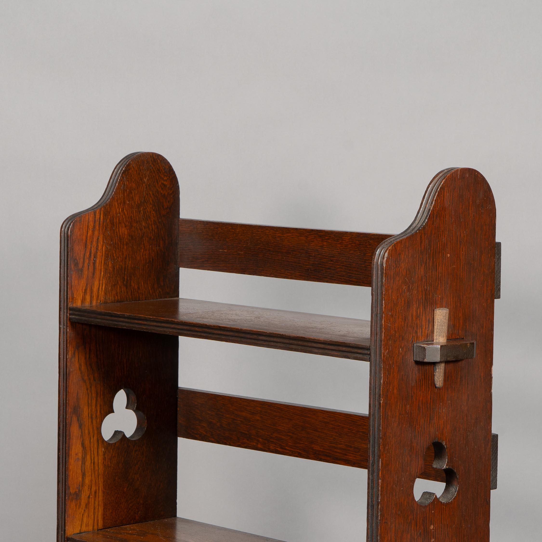 Liberty & Co. A Pair of Solid Oak 'The Radley portable bookcase' 4