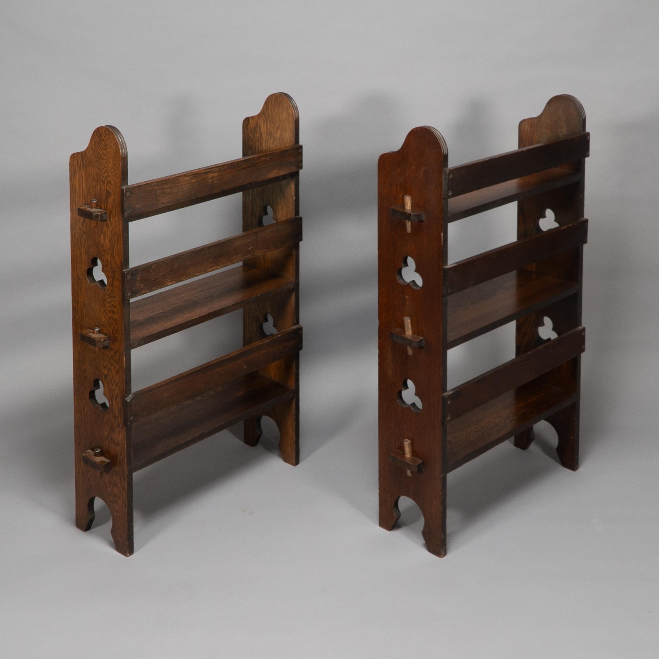 Liberty & Co. A Pair of Solid Oak 'The Radley portable bookcase' In Good Condition In London, GB