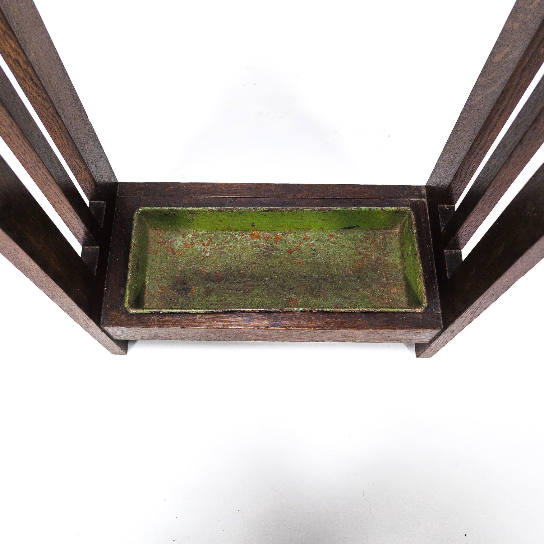 Liberty & Co, canne et porte-parapluie en Oak Arts & Crafts en vente 7