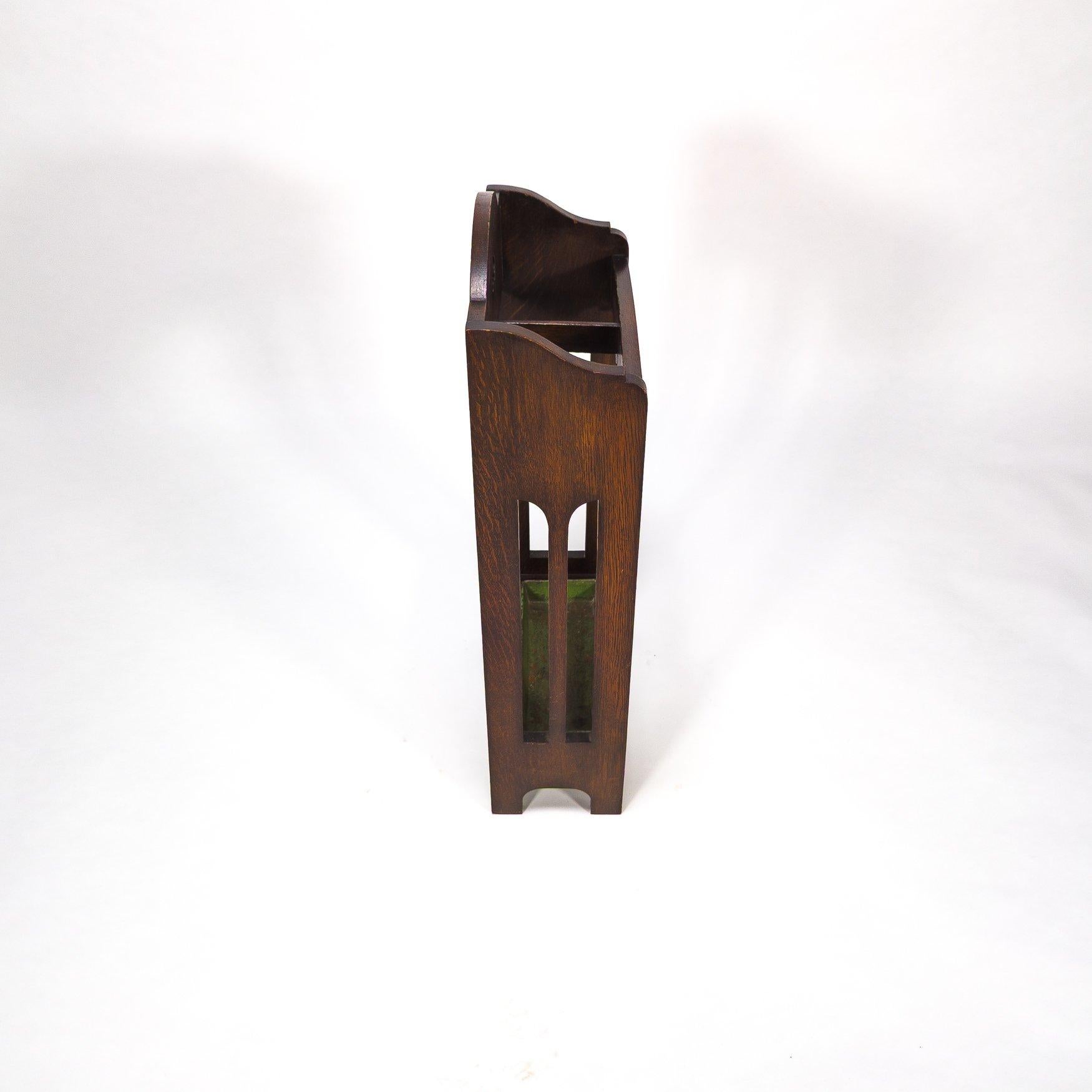 Fait main Liberty & Co, canne et porte-parapluie en Oak Arts & Crafts en vente