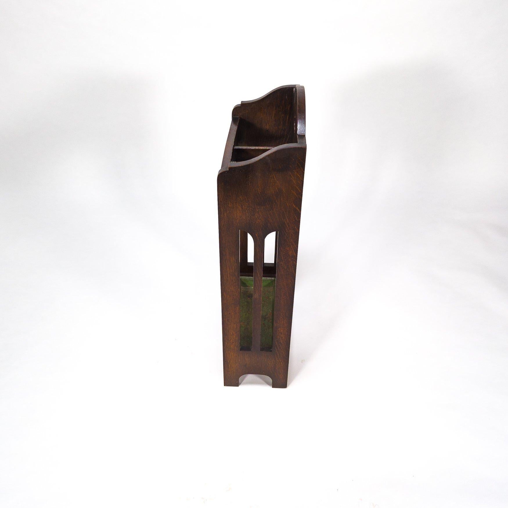 Liberty & Co, canne et porte-parapluie en Oak Arts & Crafts en vente 1